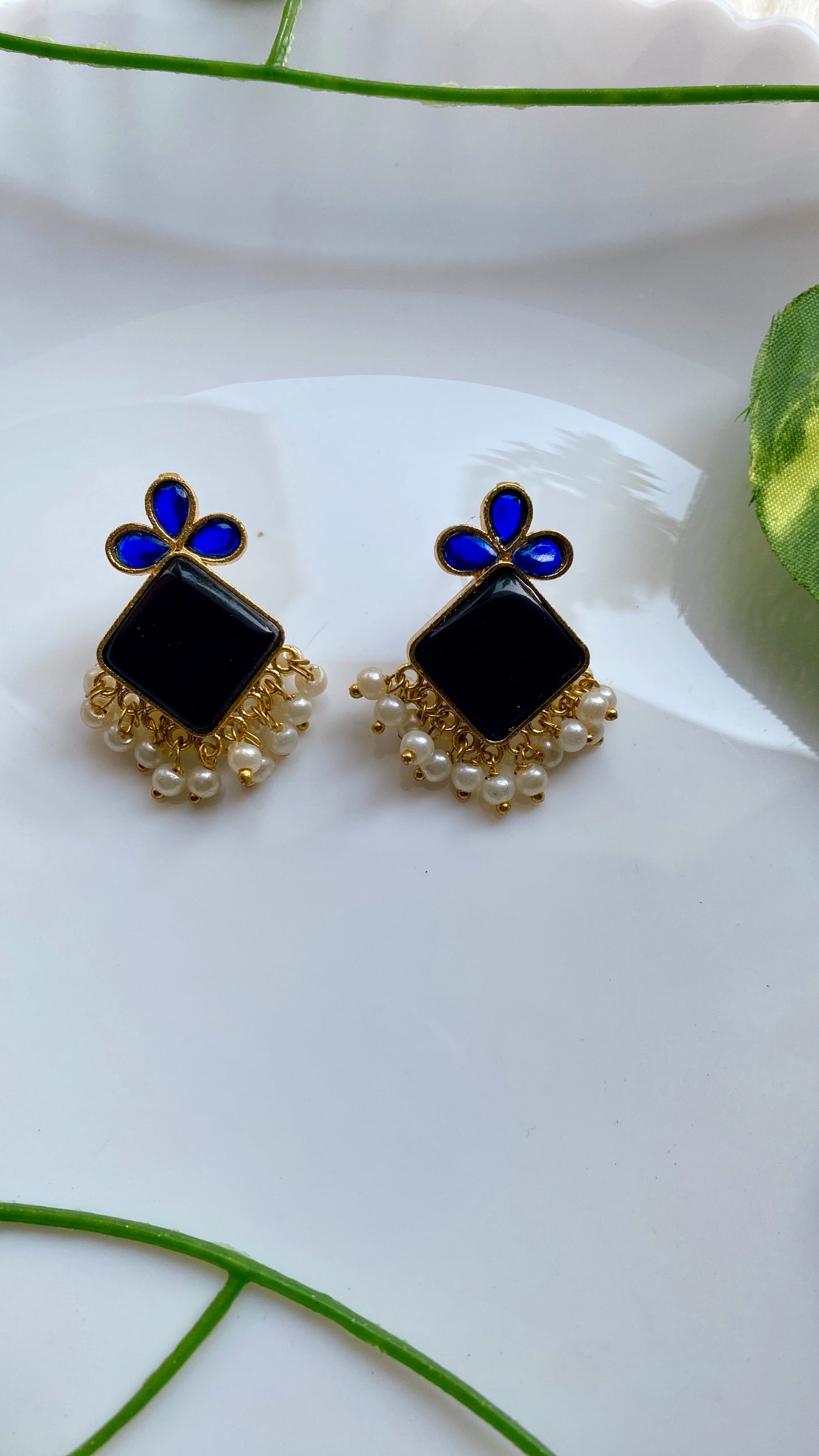 Nishi Blue Earrings