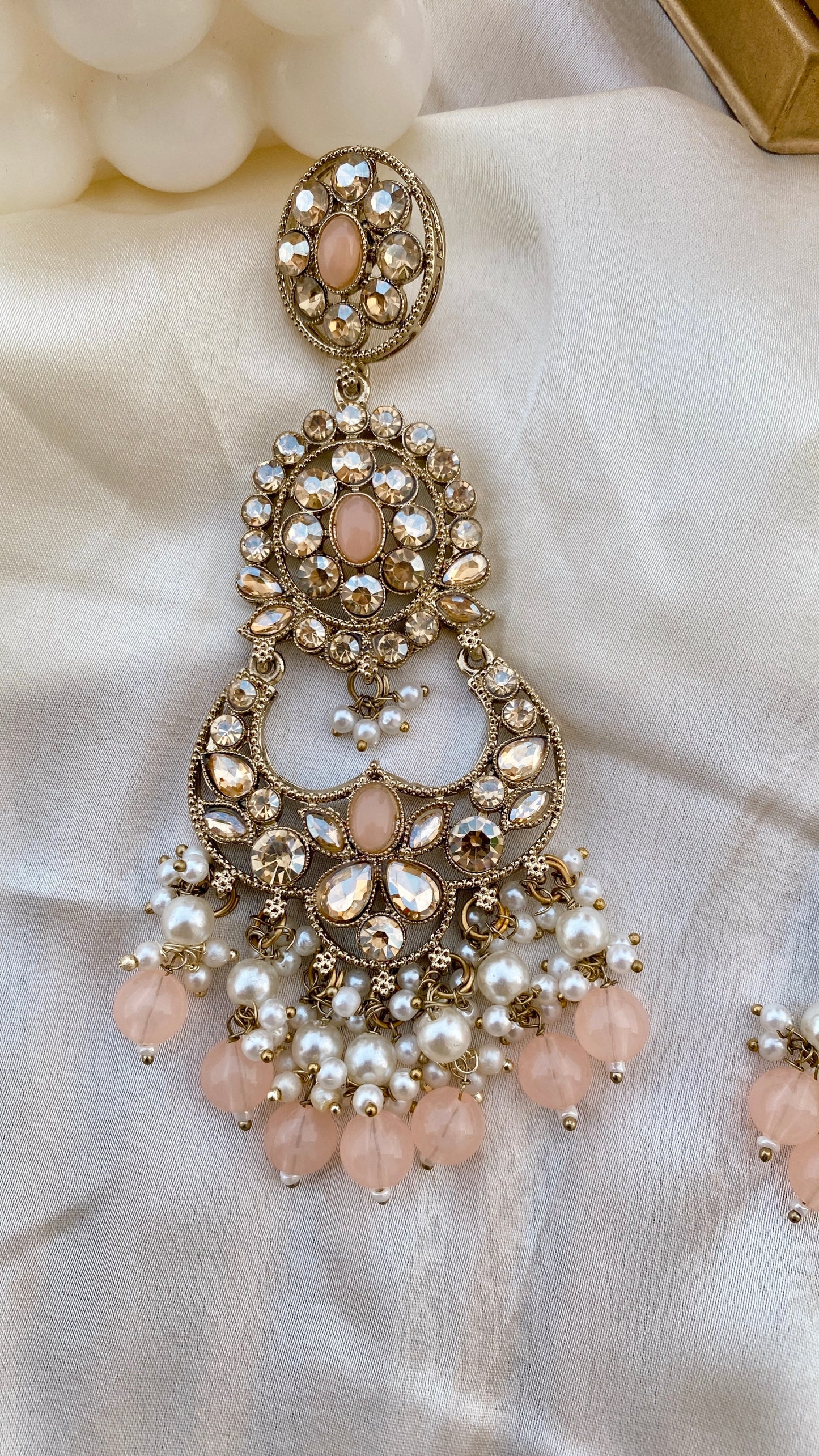 Kavisha Peach Earrings