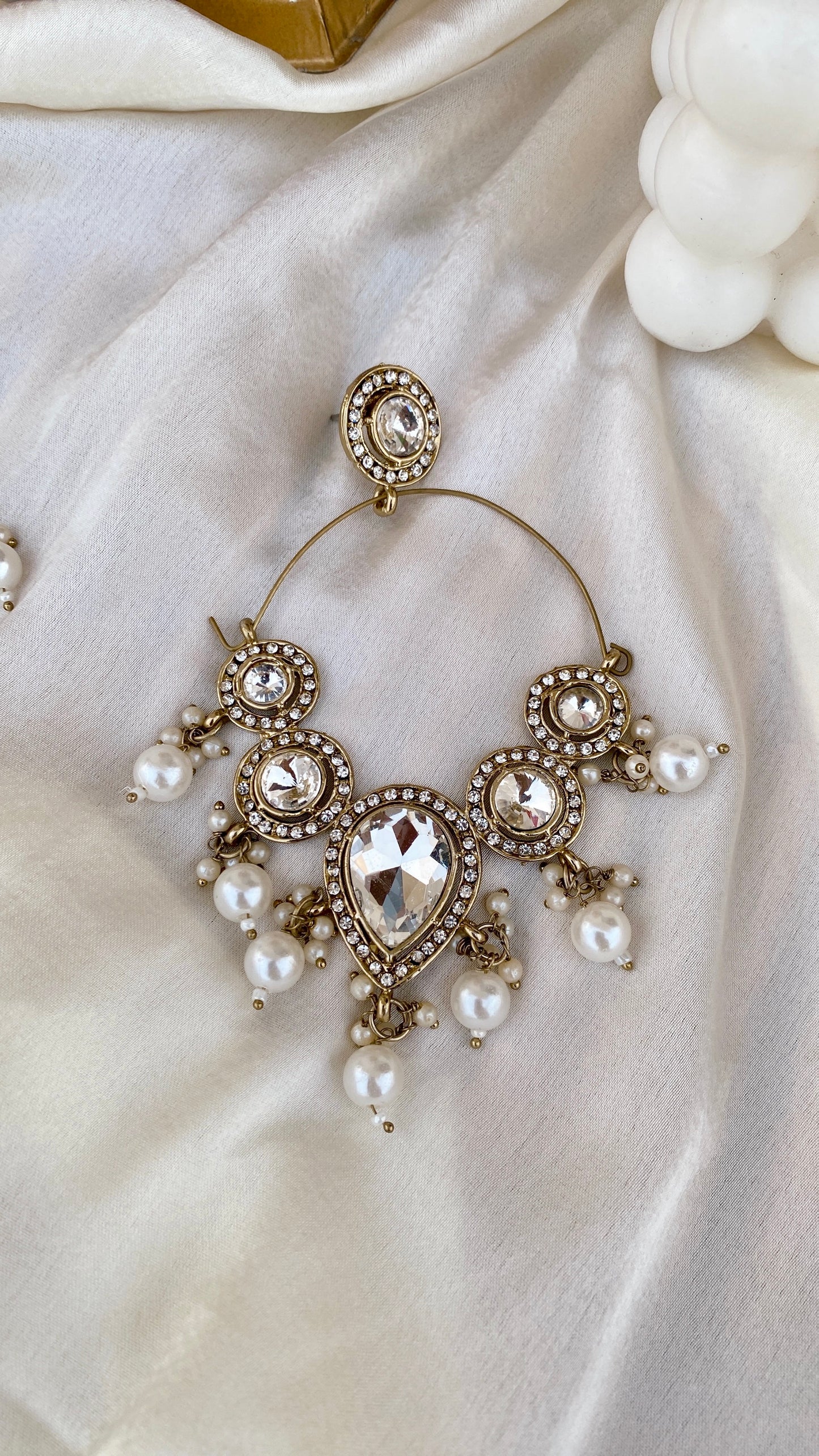 Saundrya Earrings