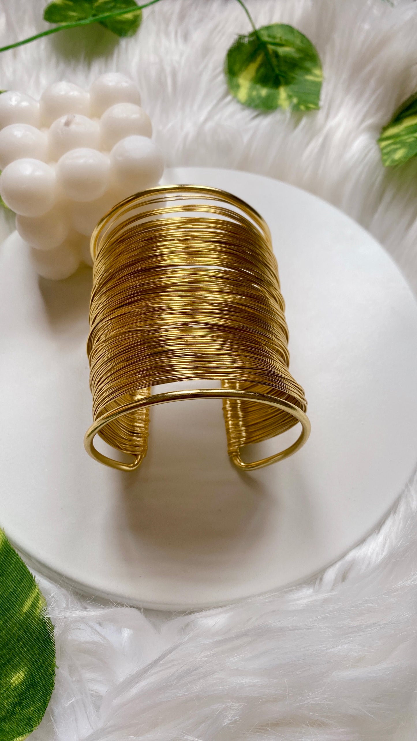 Goldish Grip Handcuff