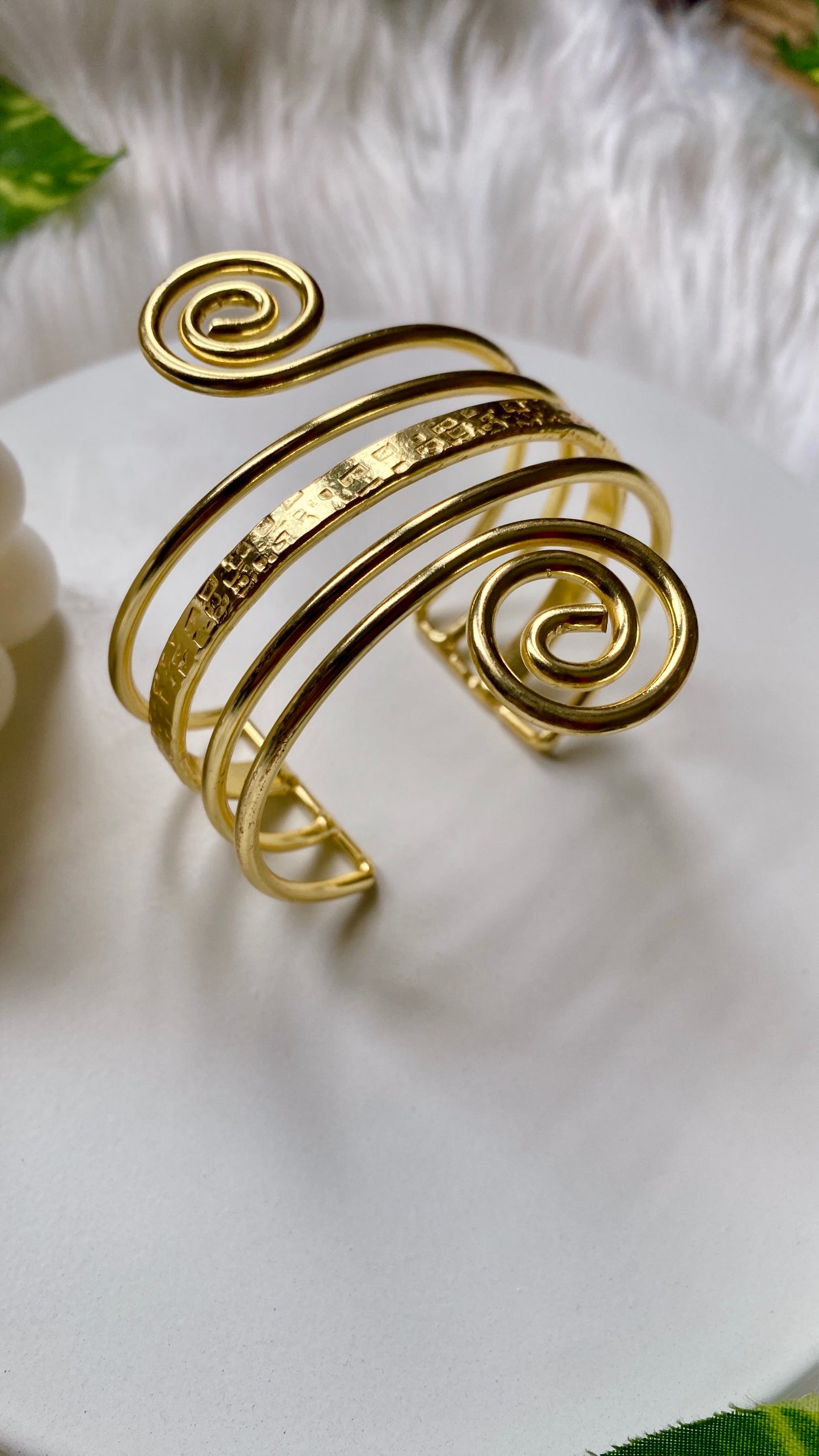 Aura Gilded Cuff