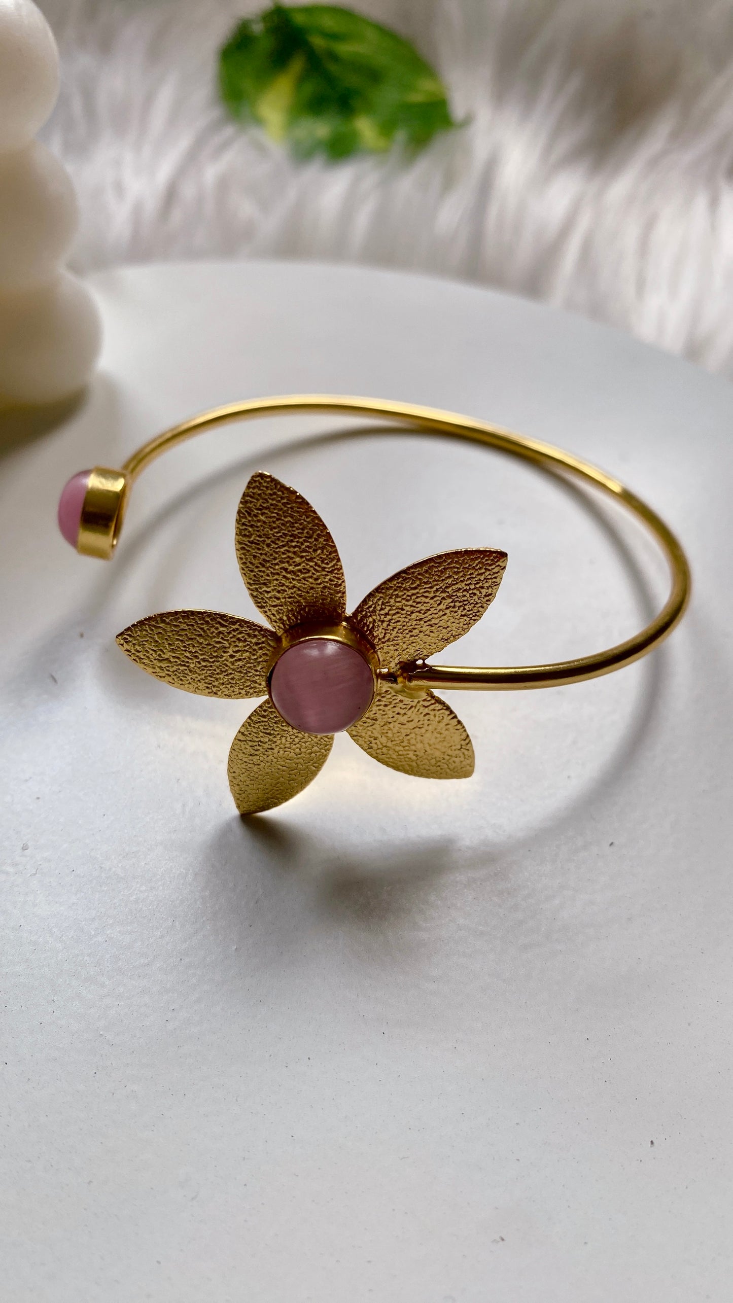 Blooming Pink Flower Handcuff