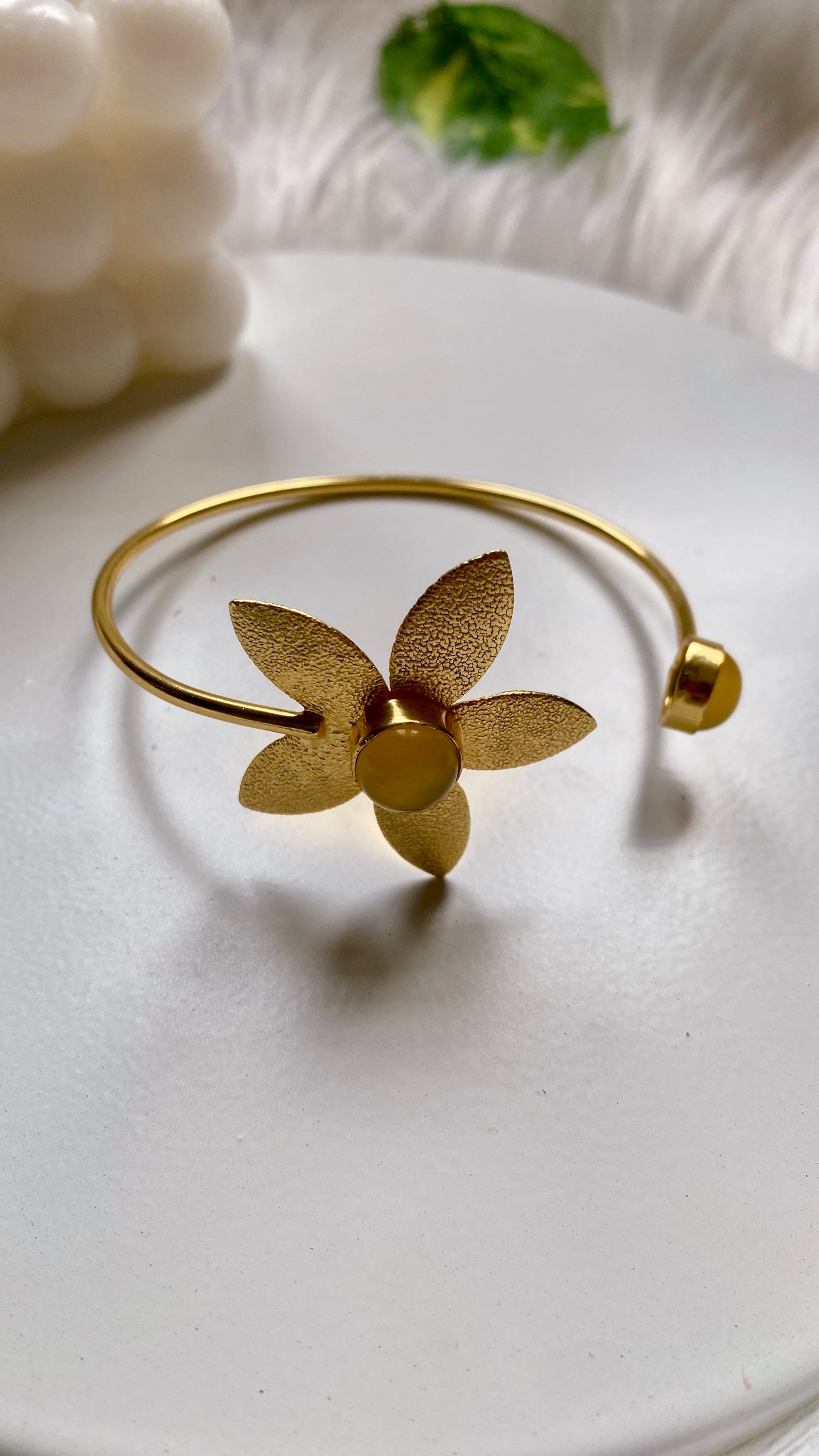 Blooming Yellow Flower Handcuff