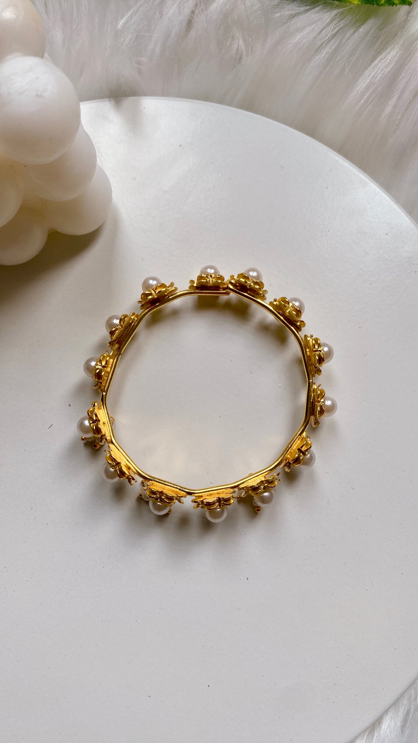 Sundri Pearl Bangle