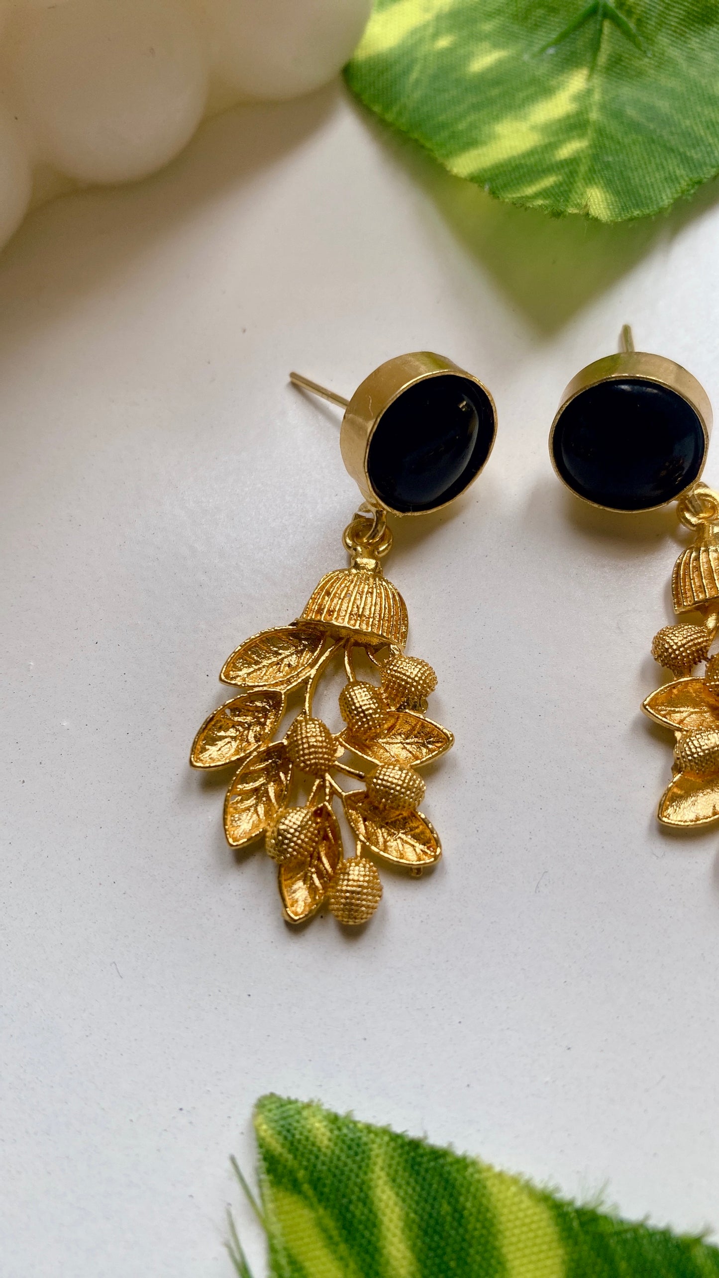 Kanika Leaf Earrings - Black