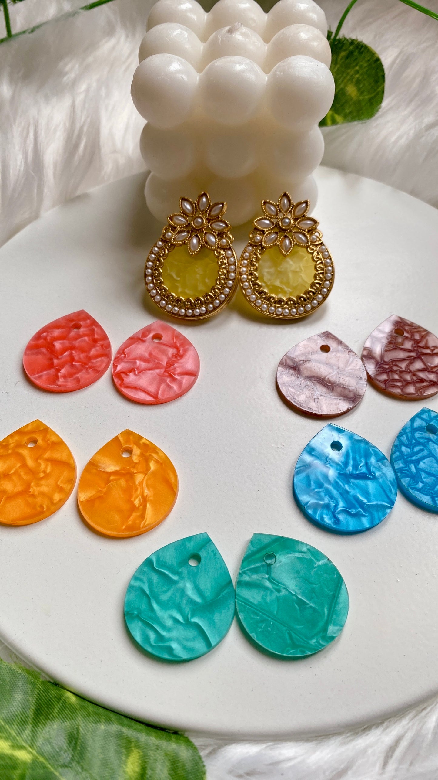 Kanika 6 Colour Changeable Earrings