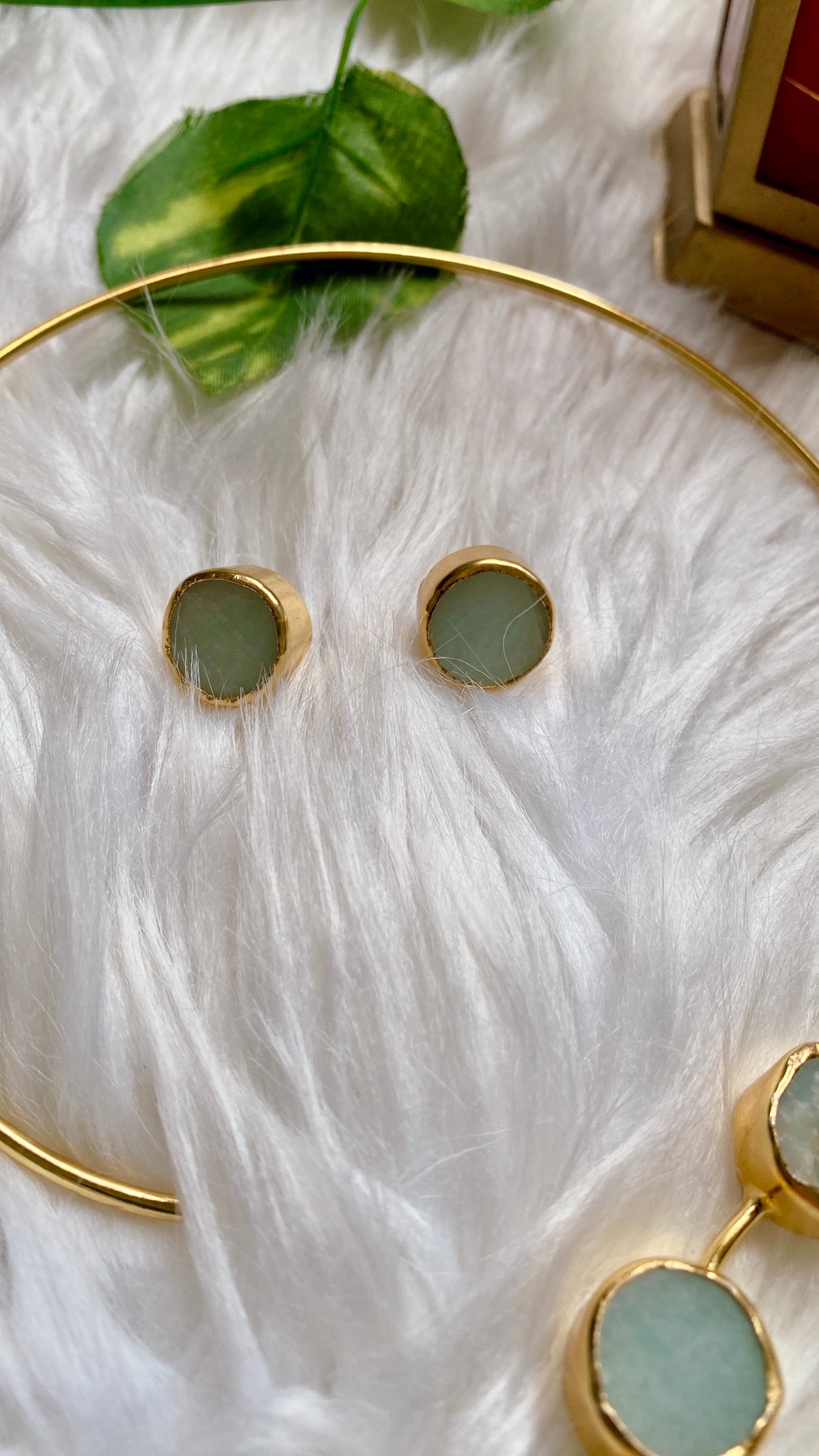 Mira Necklace