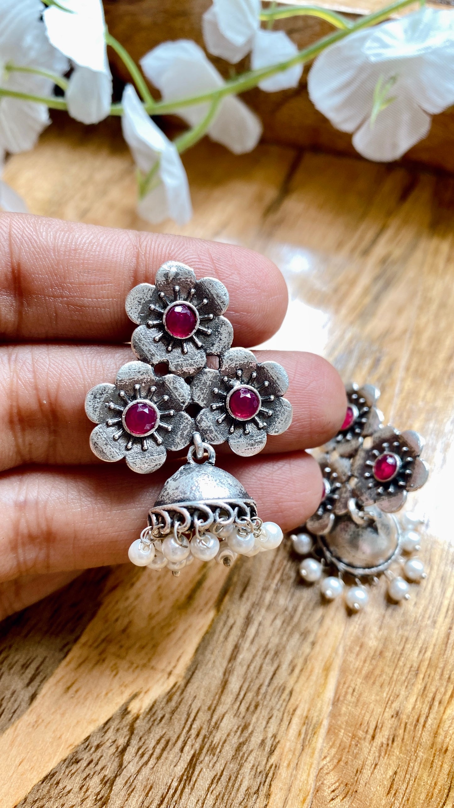 Tanira Jhumka - Pink