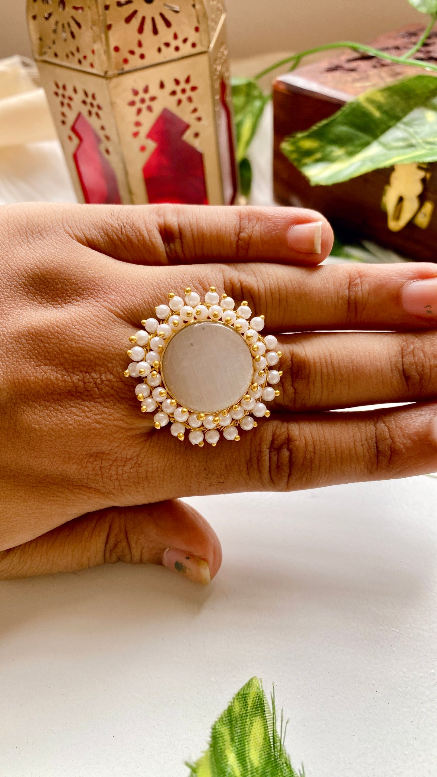 Juhi monalisa Rings - White