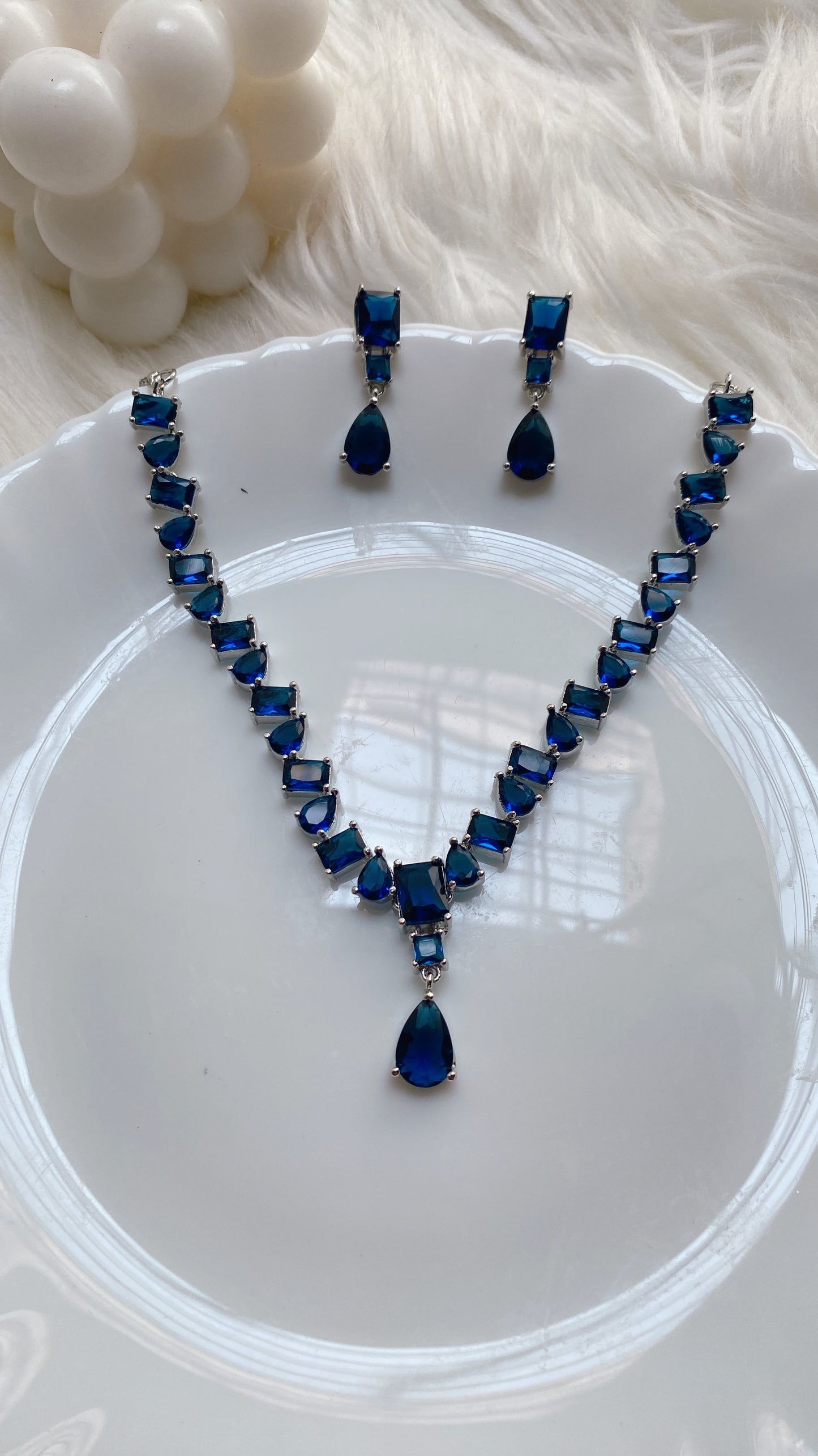 Blue Aurora AD Necklace Set