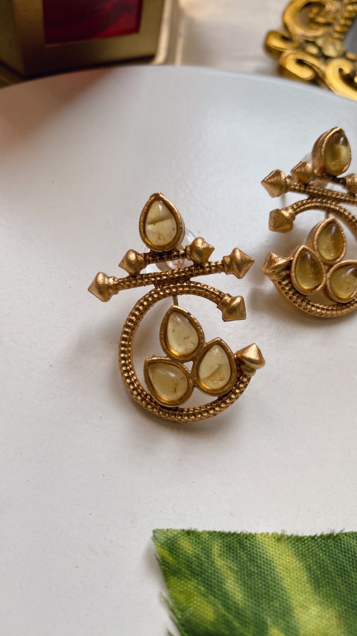 Leela Earrings - Yellow