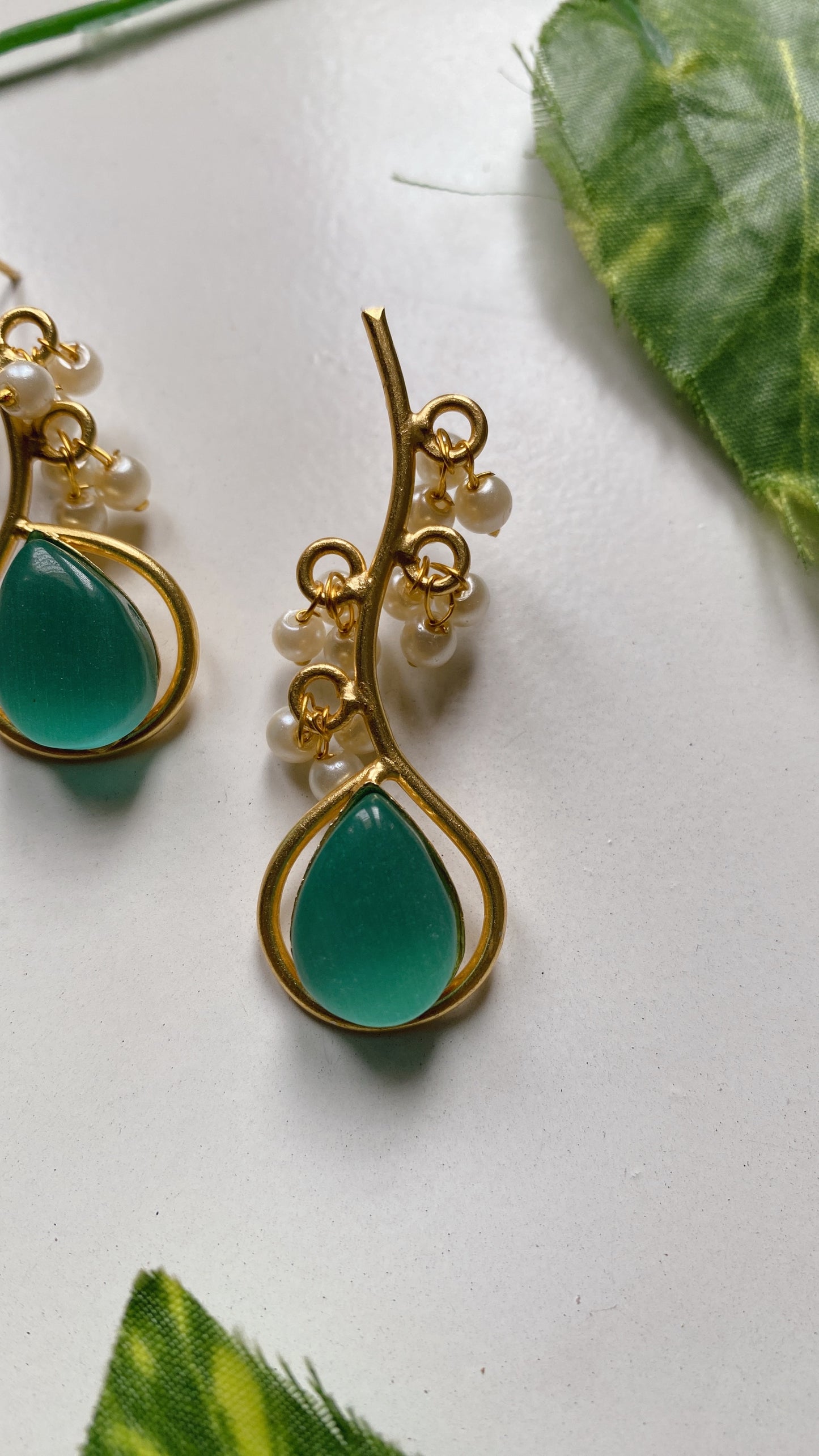 Aaina Pearly Earrings- Mint Green