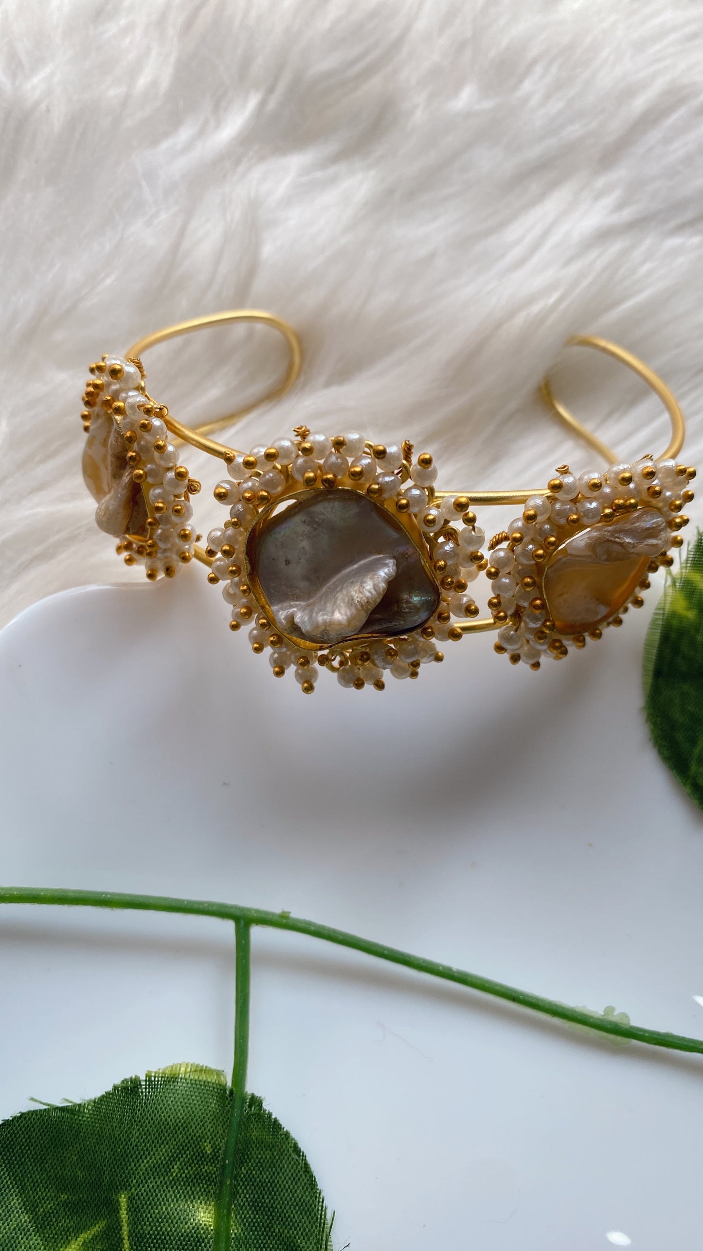 Noble Nest MOP Bracelet