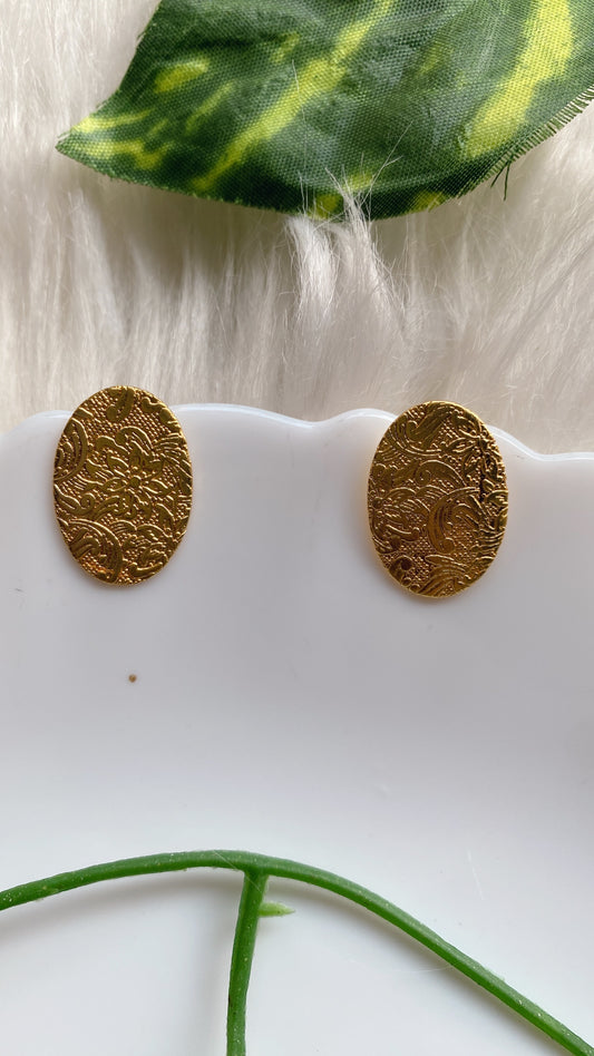 Golden Reverie Earrings