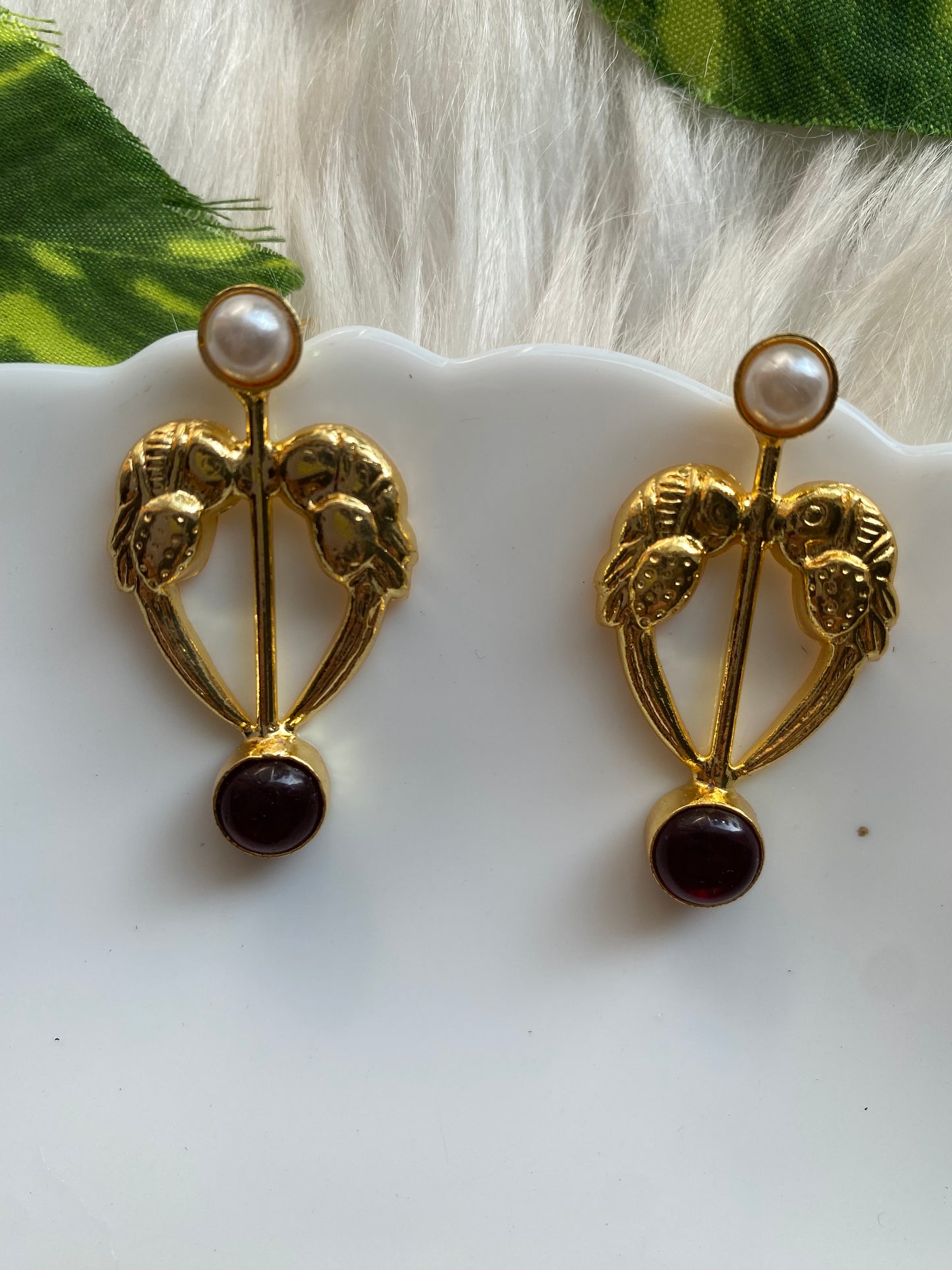 Sweet Heart Brass Earrings - Black