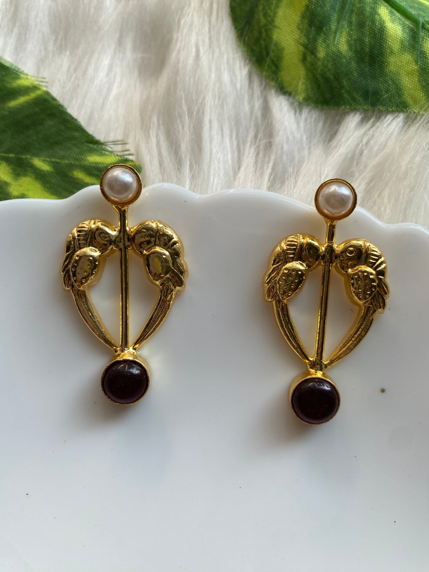 Sweet Heart Brass Earrings - Black