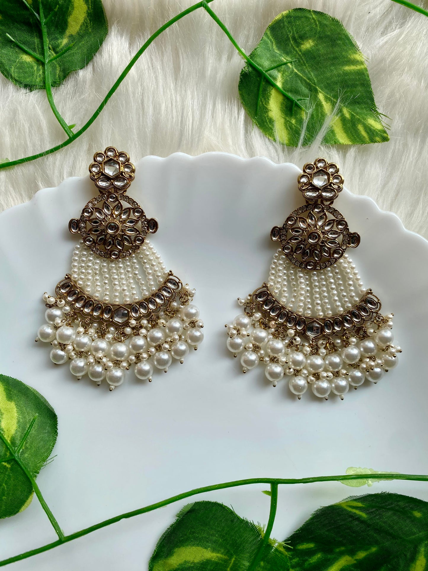 Mridul White Pasa Earrings