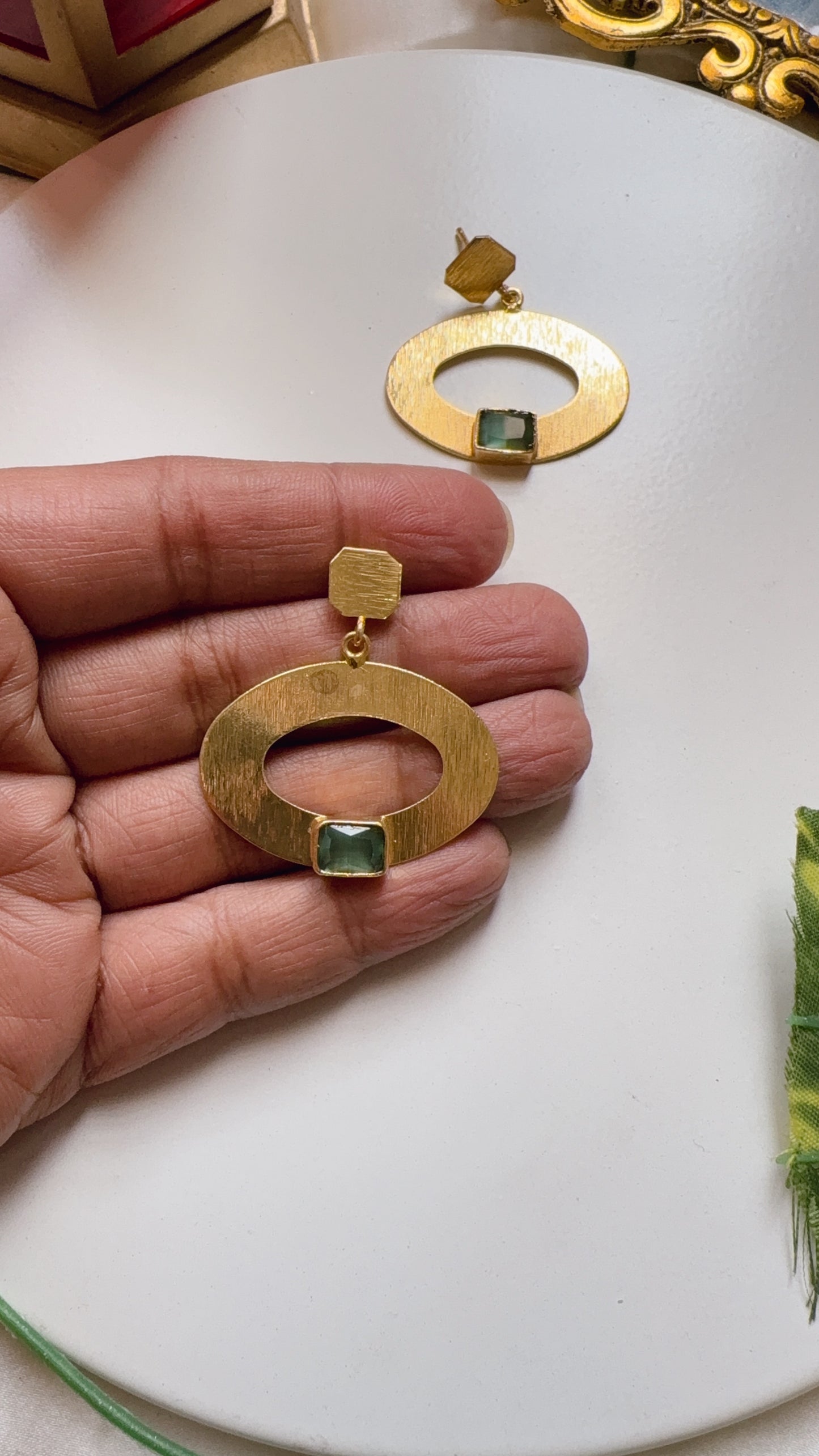 Roshika Earrings - Mint Green