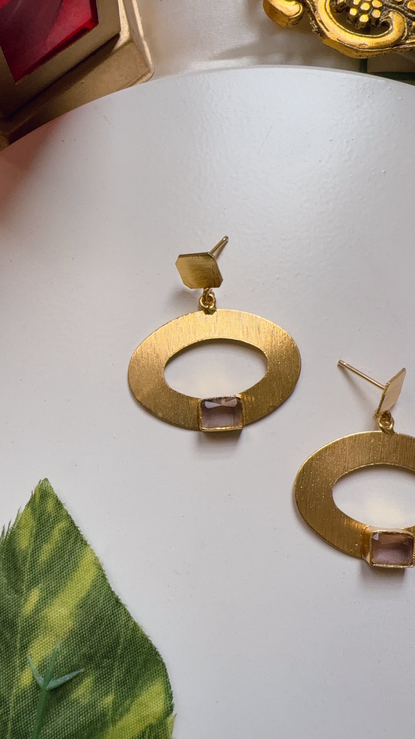 Roshika Earrings - Pink