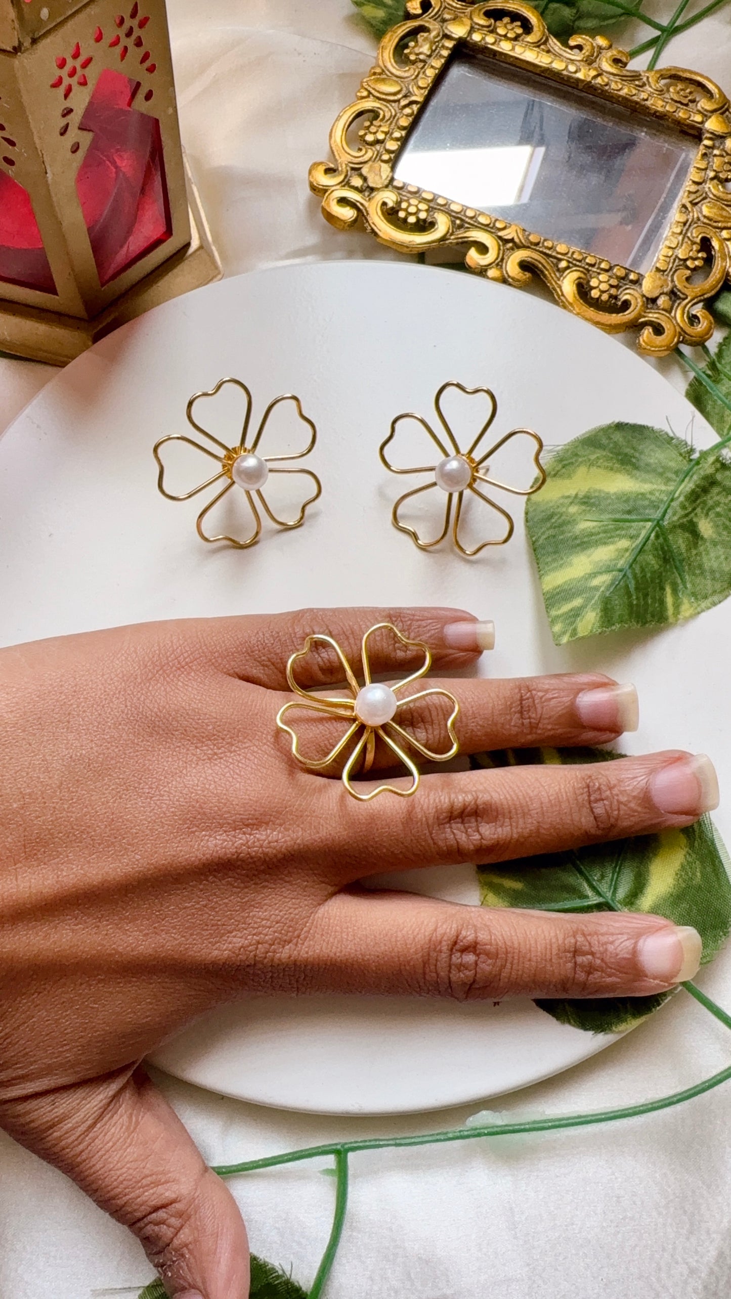 Noor-e-Gul Earrings and Ring Set