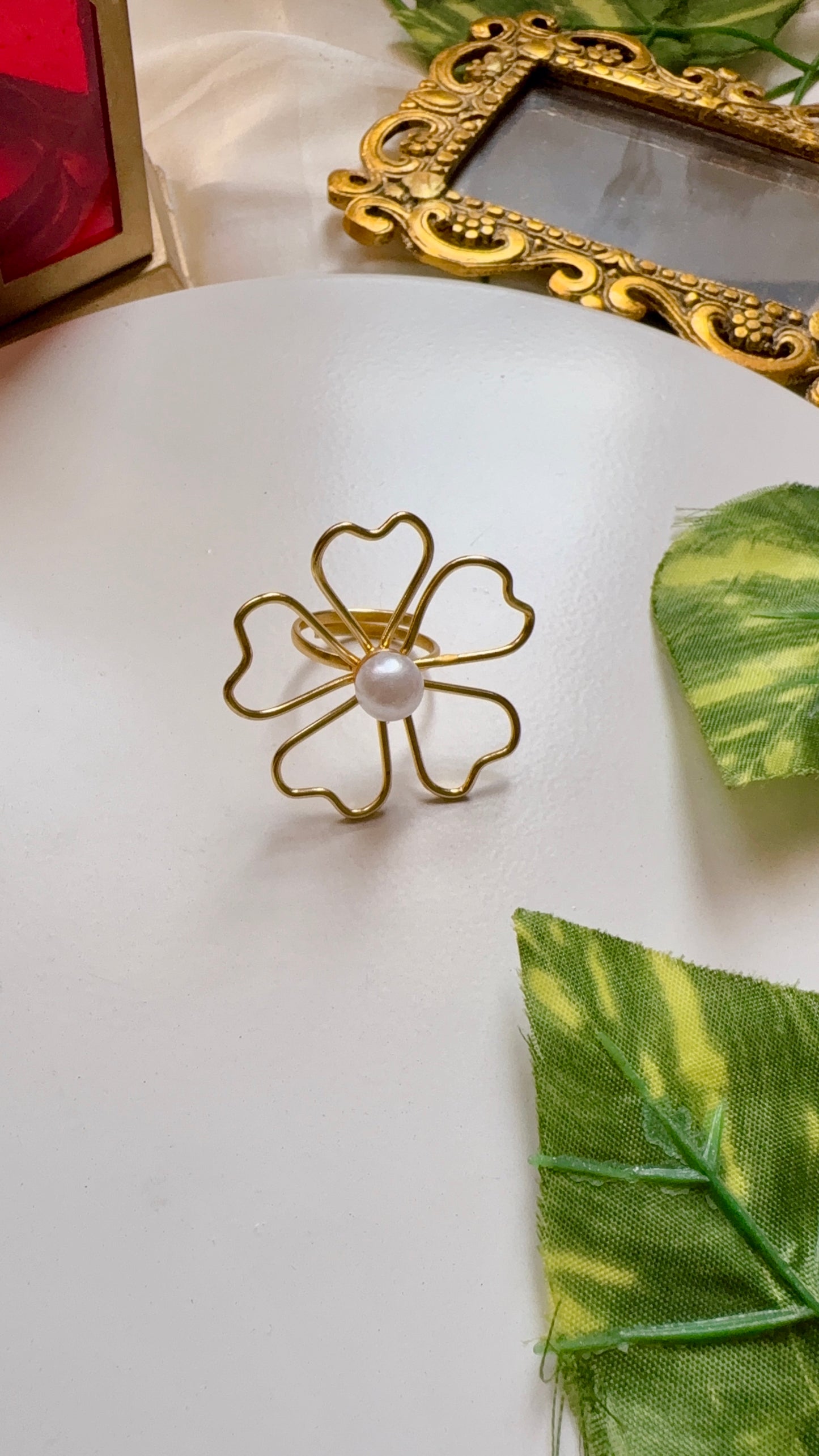 Noor-e-Gul Earrings and Ring Set