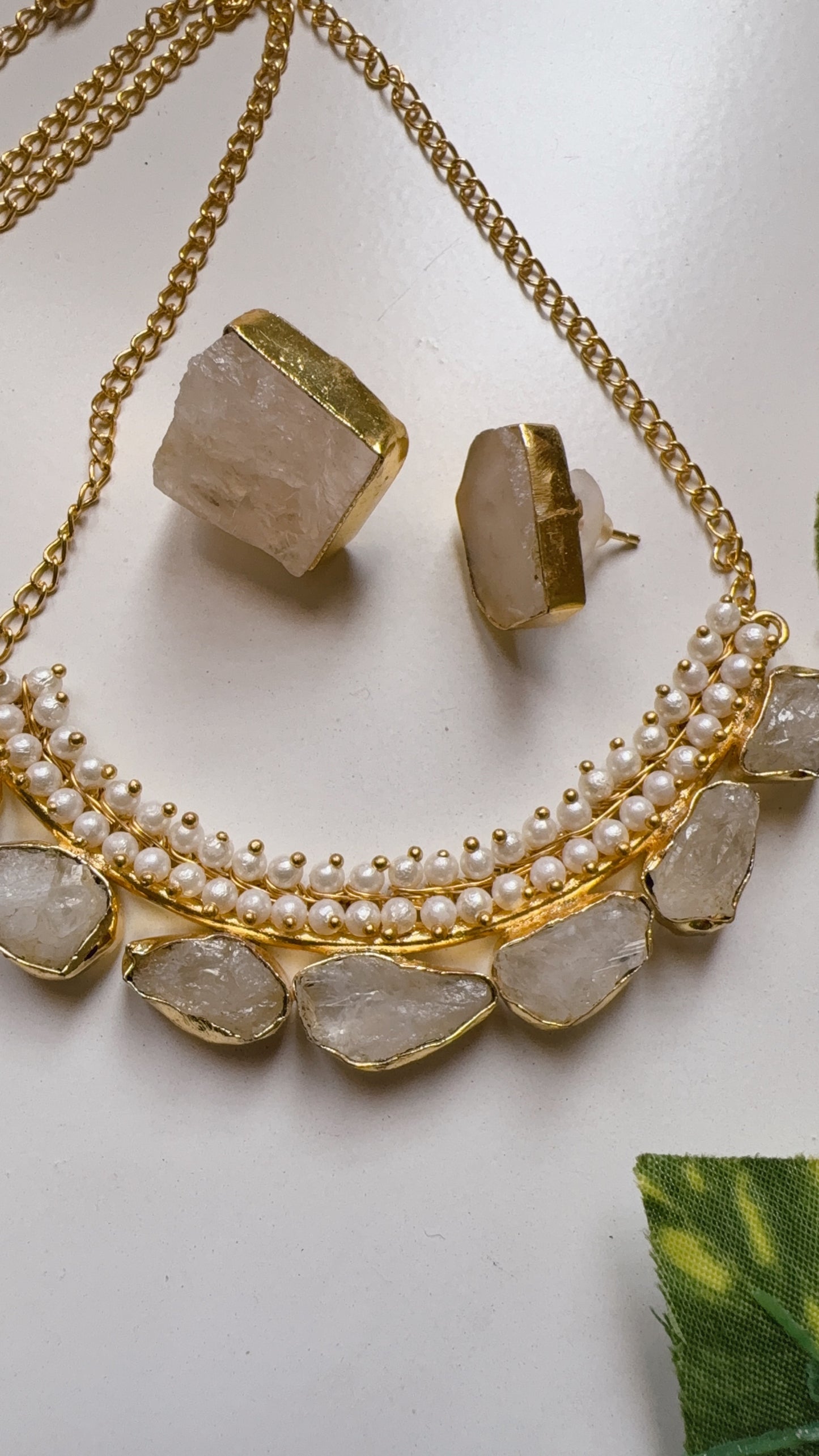 Noor Raw Uncut Stone Necklace