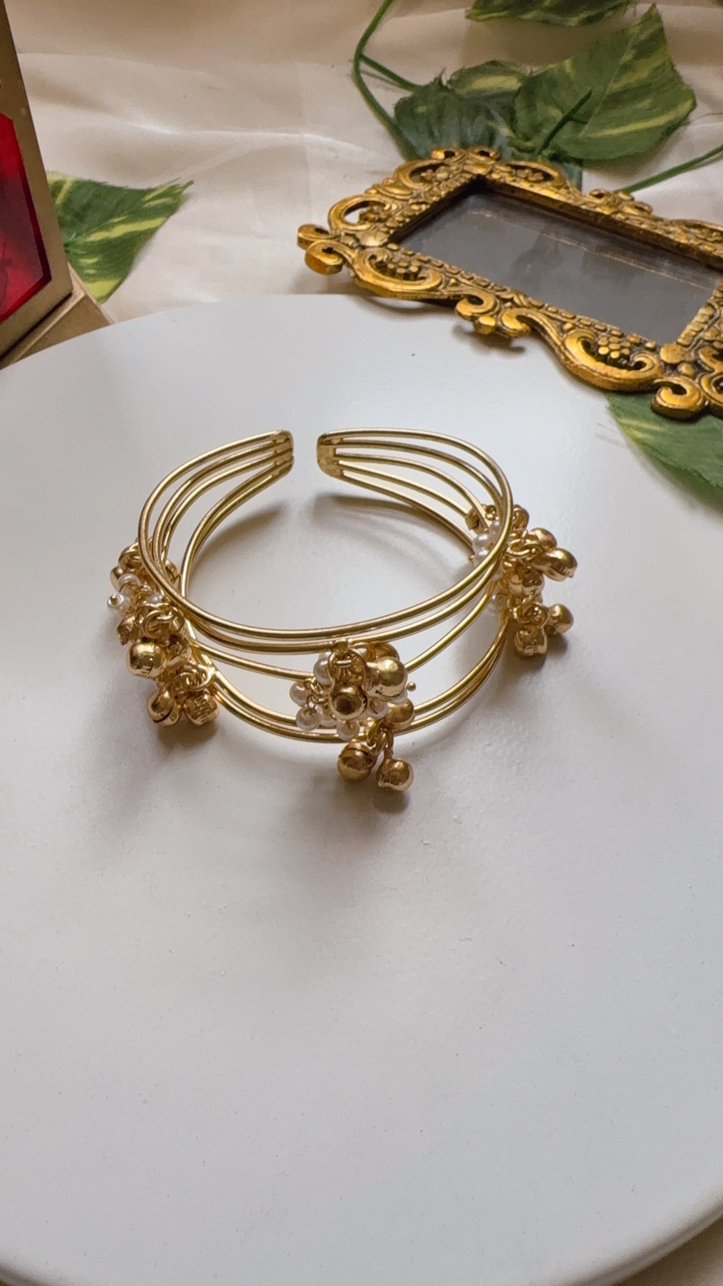 Preeta Ghungroo Handcuff