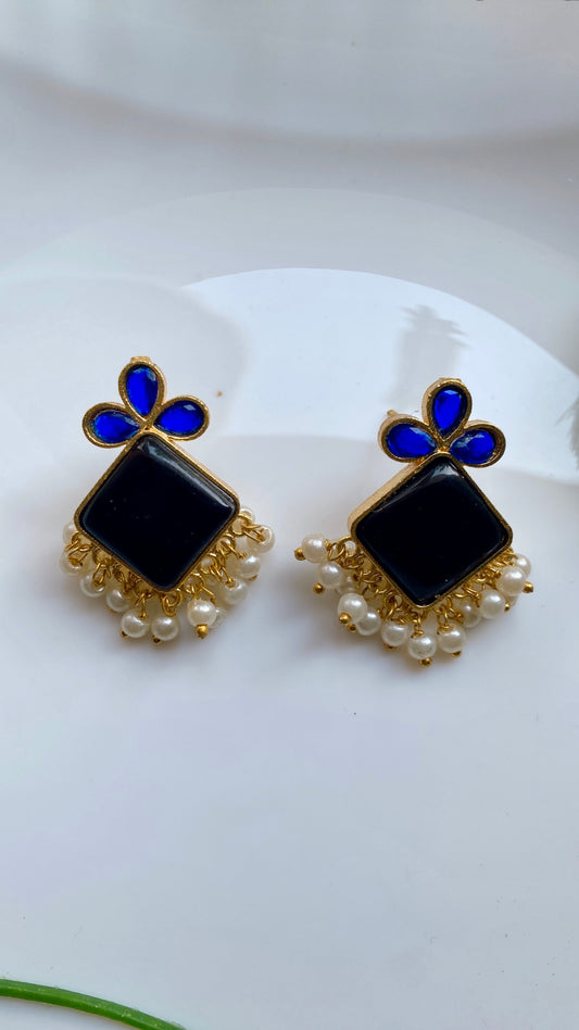Nishi Blue Earrings