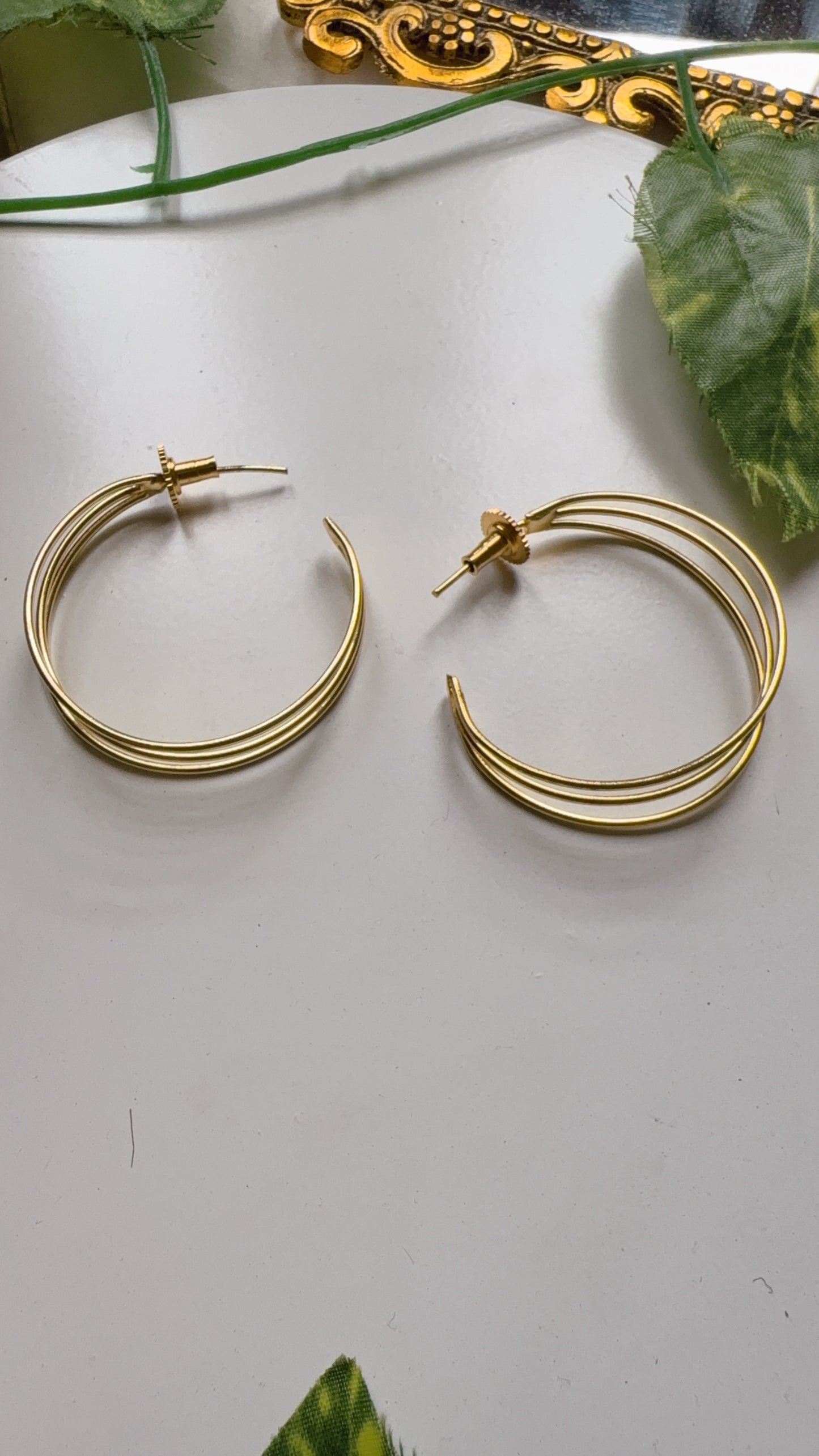 Elan half Hoops