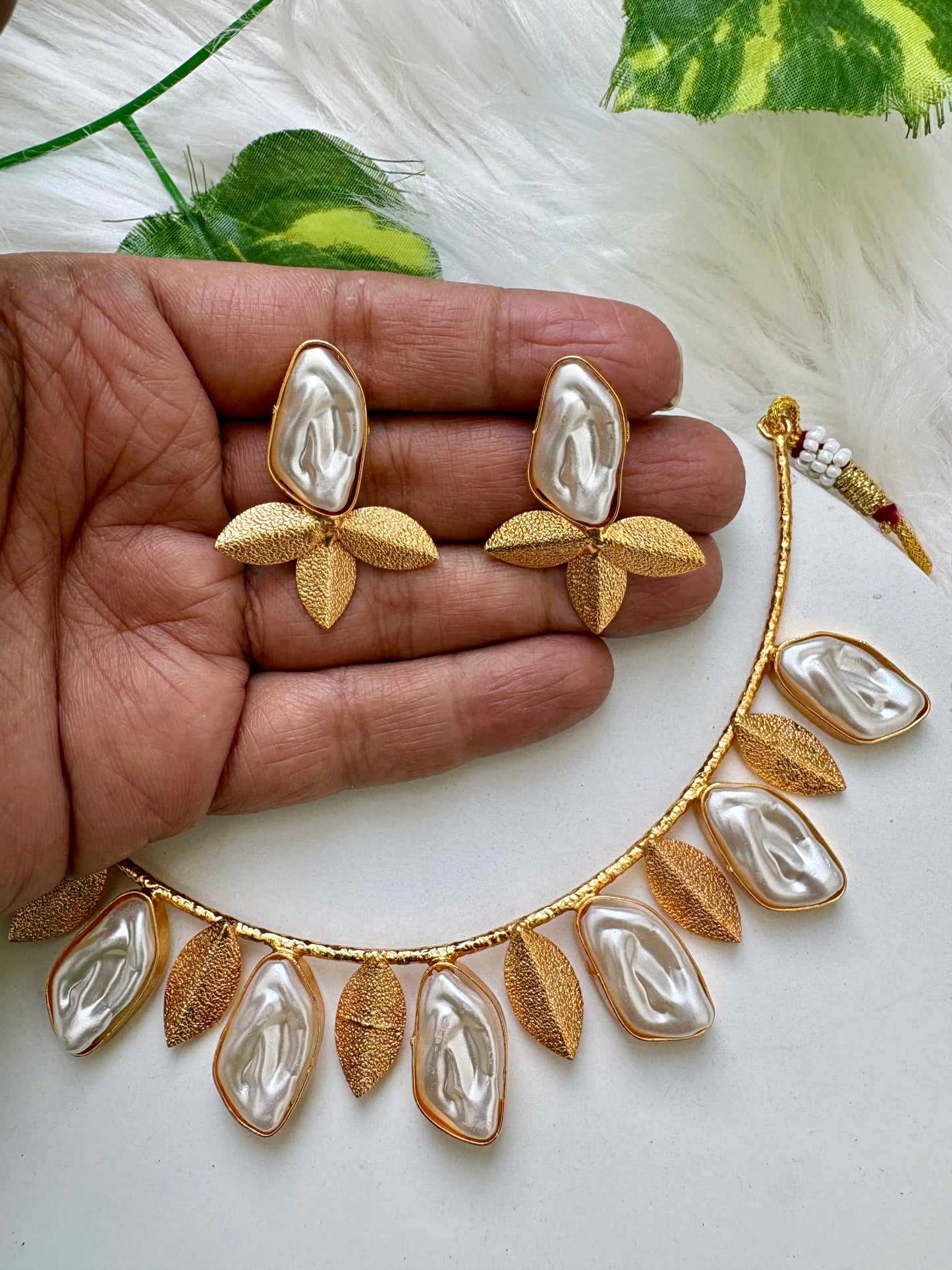 Yashvi Baroque Necklace