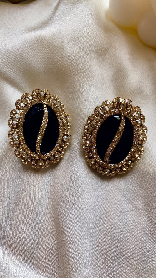 Ridhima Black Shining Studs