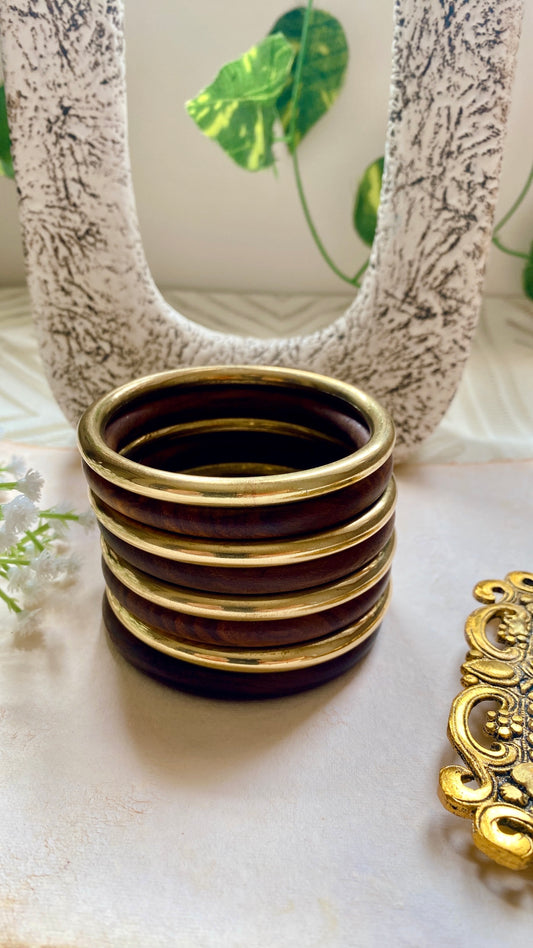Gunjan Wooden and Brass Bangles Set