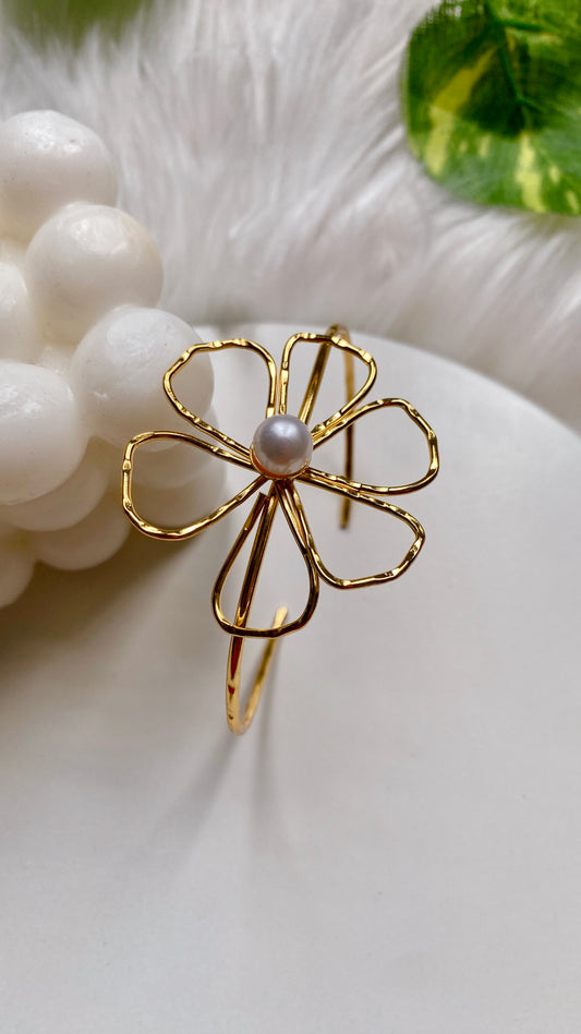 Petal Promise Handcuff