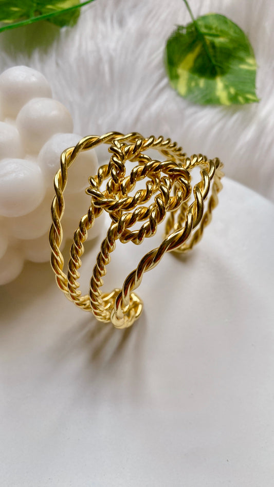 Knotted Grip Handcuff