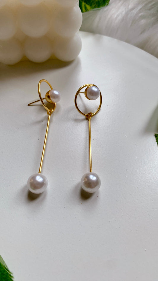 Miya Pearls Earrings
