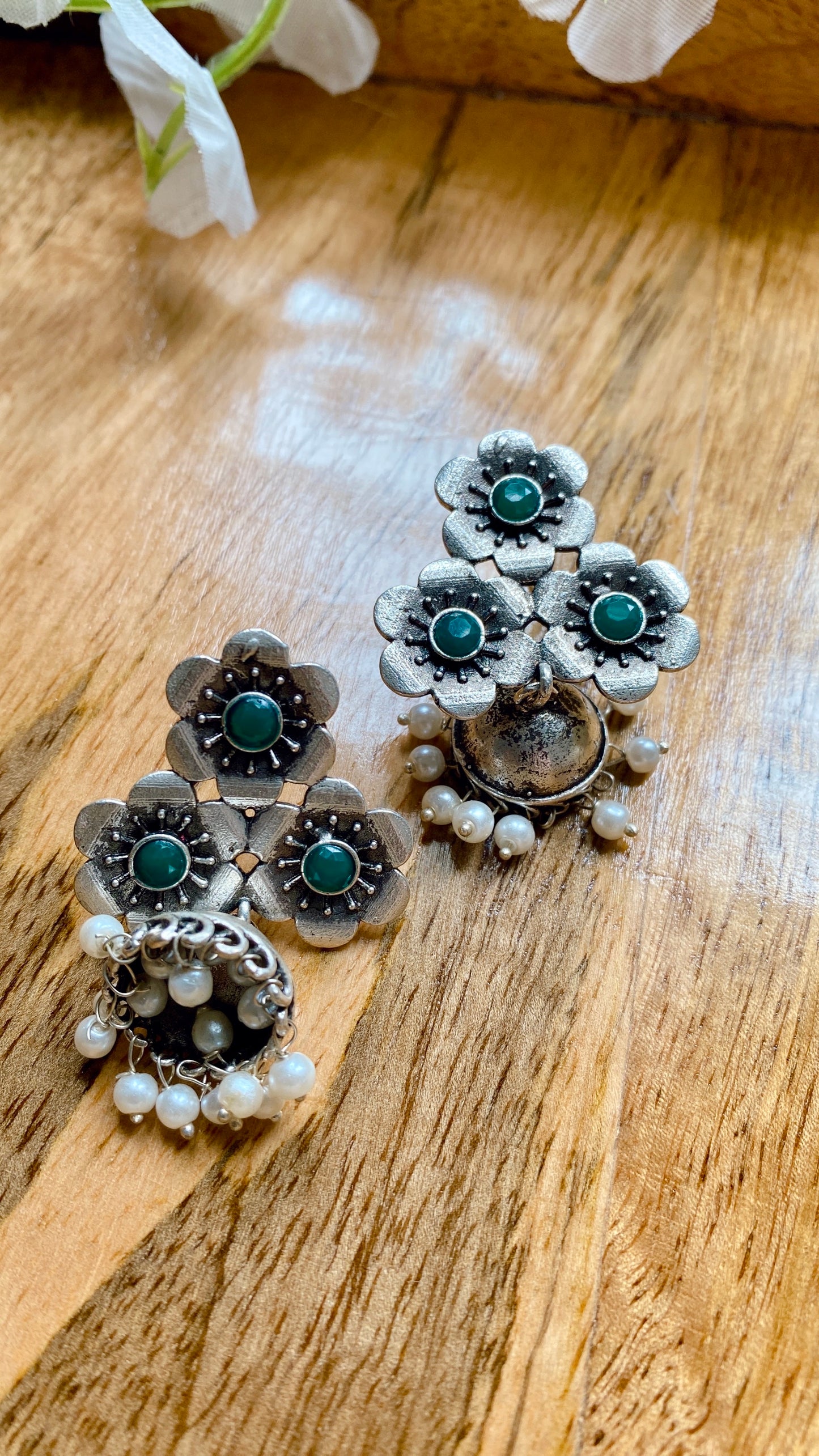 Tanira Jhumka - Green