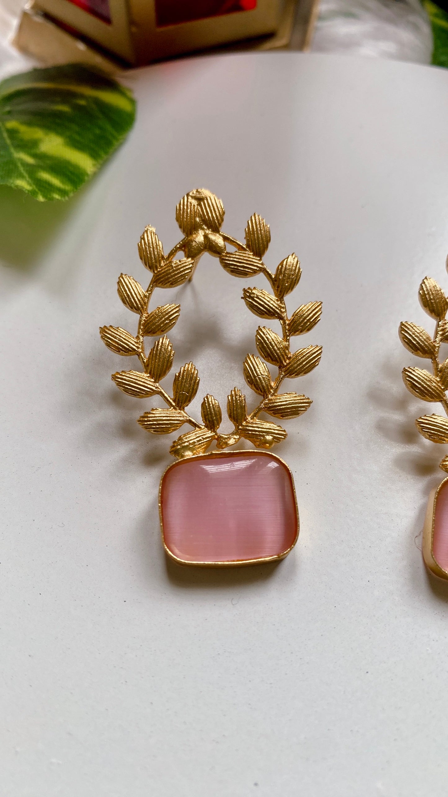 Aurora Earrings - Pink