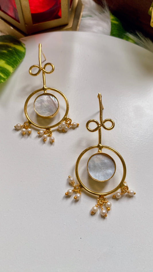 Navya Pearly Earrings