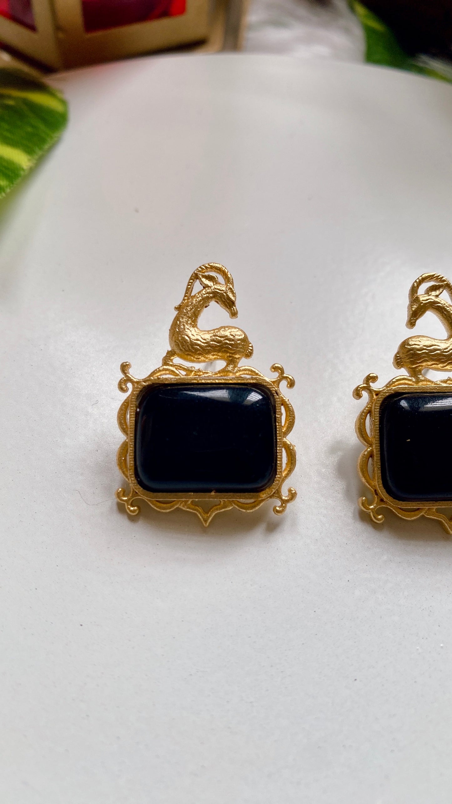 Mayuri Studs - Black