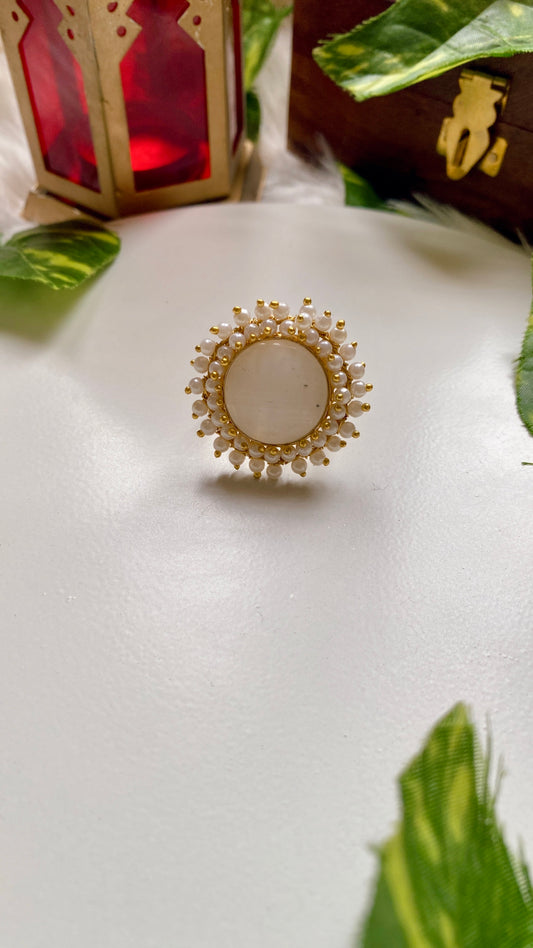 Juhi monalisa Rings - White