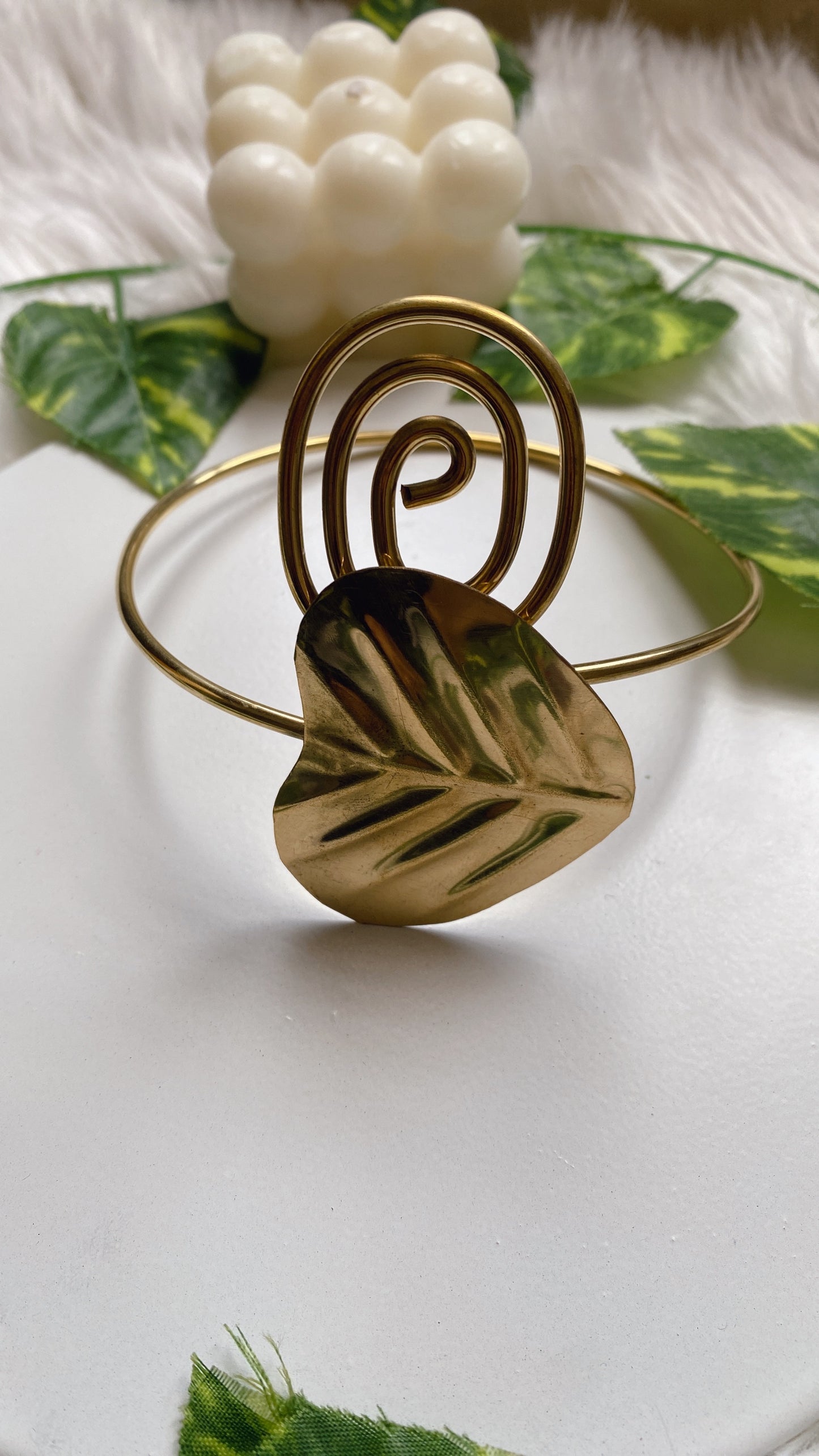 Manya Leaf And Spiral BajuBandh