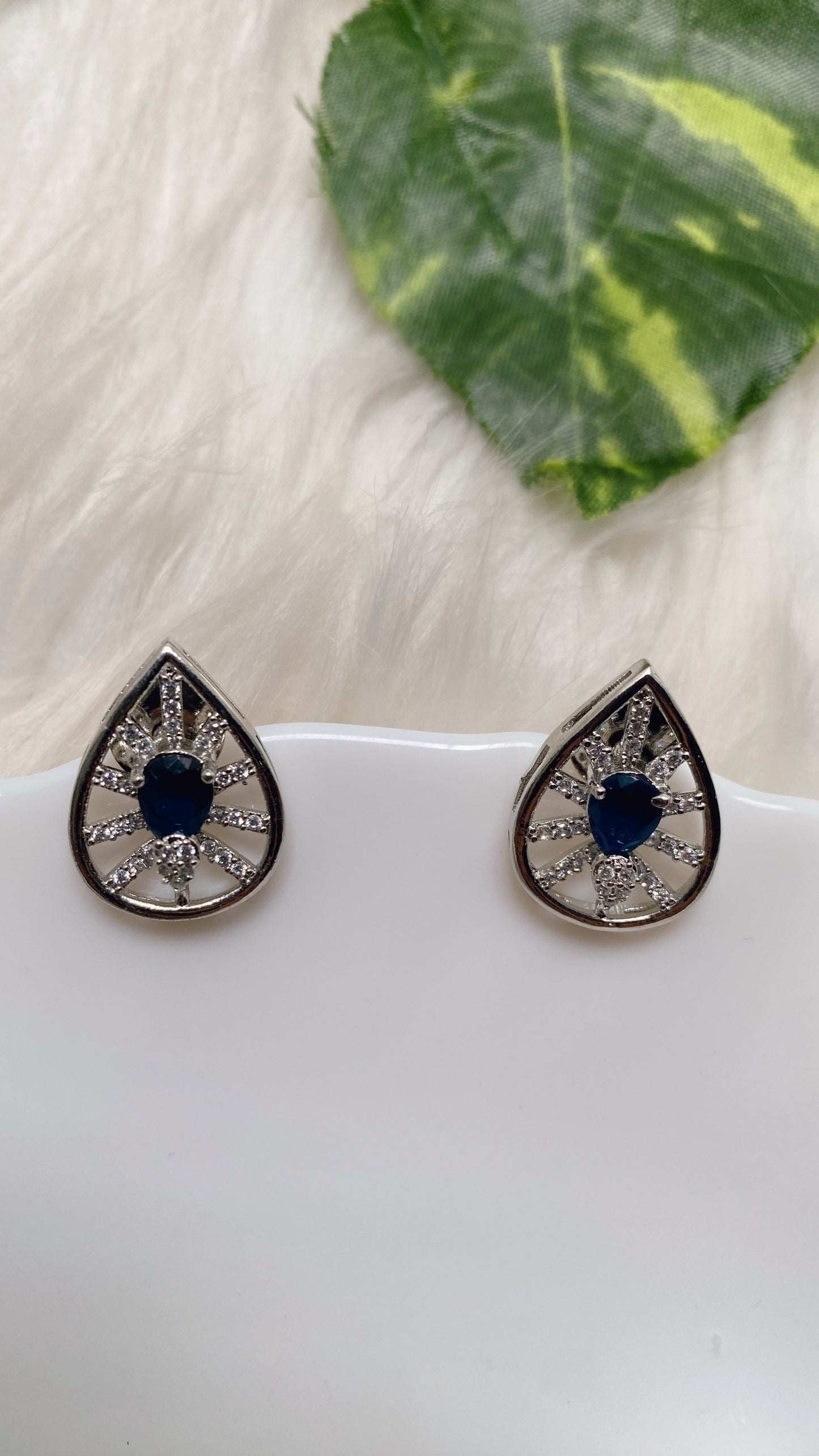Crystal Blue Drops pendant Set