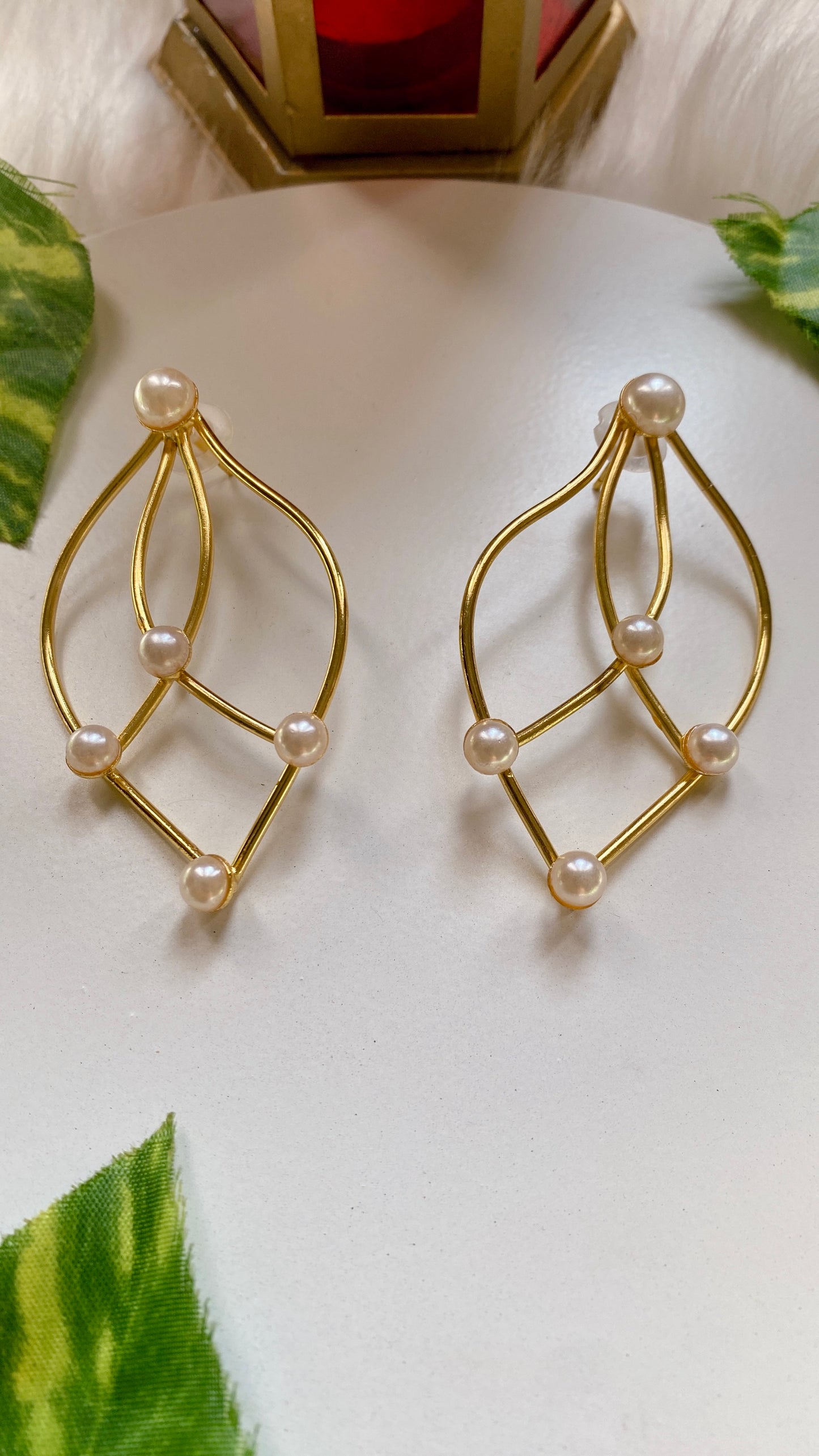 Pearl Leaflet Earrings