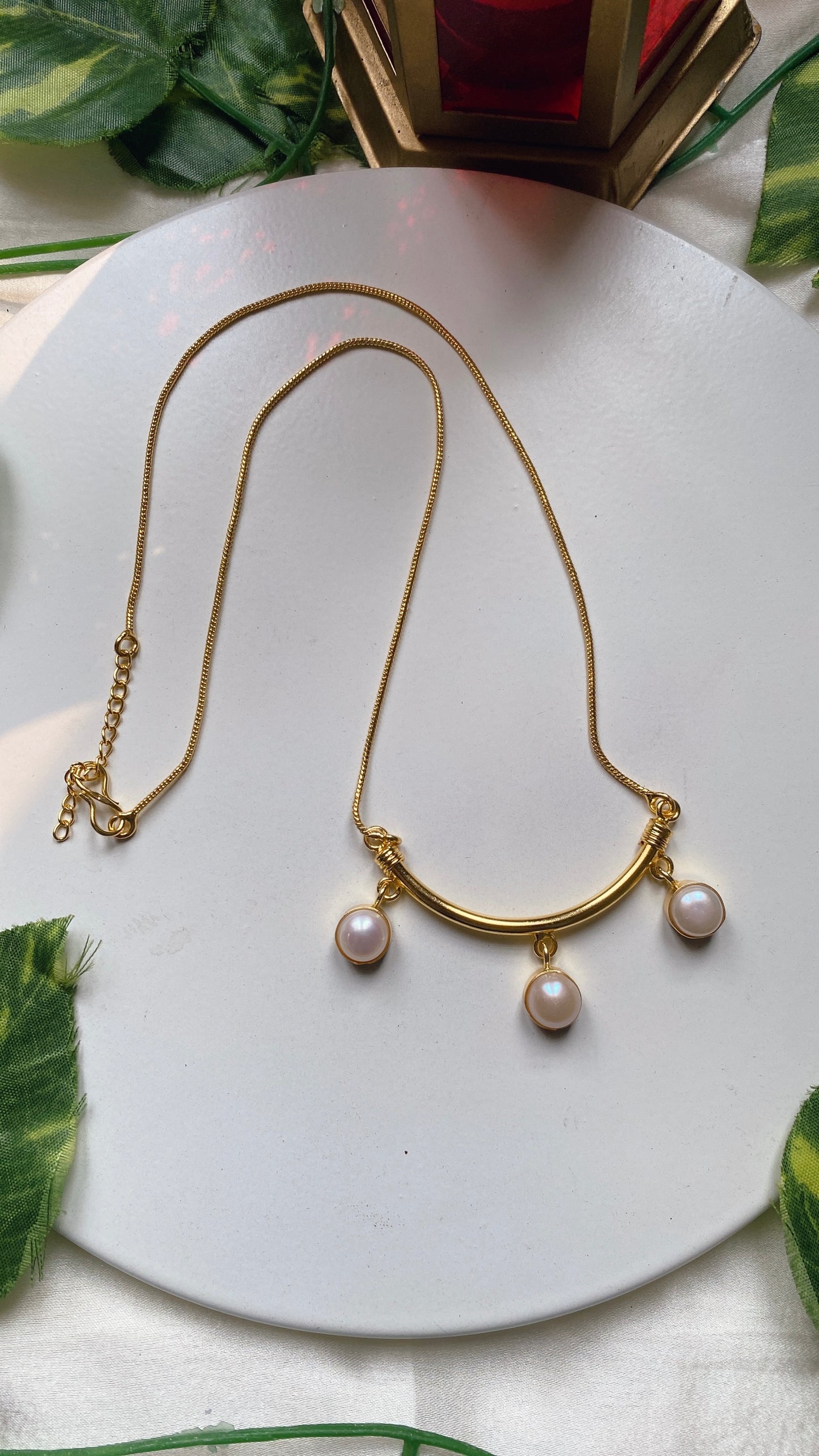 Eesha Pearl Pendant