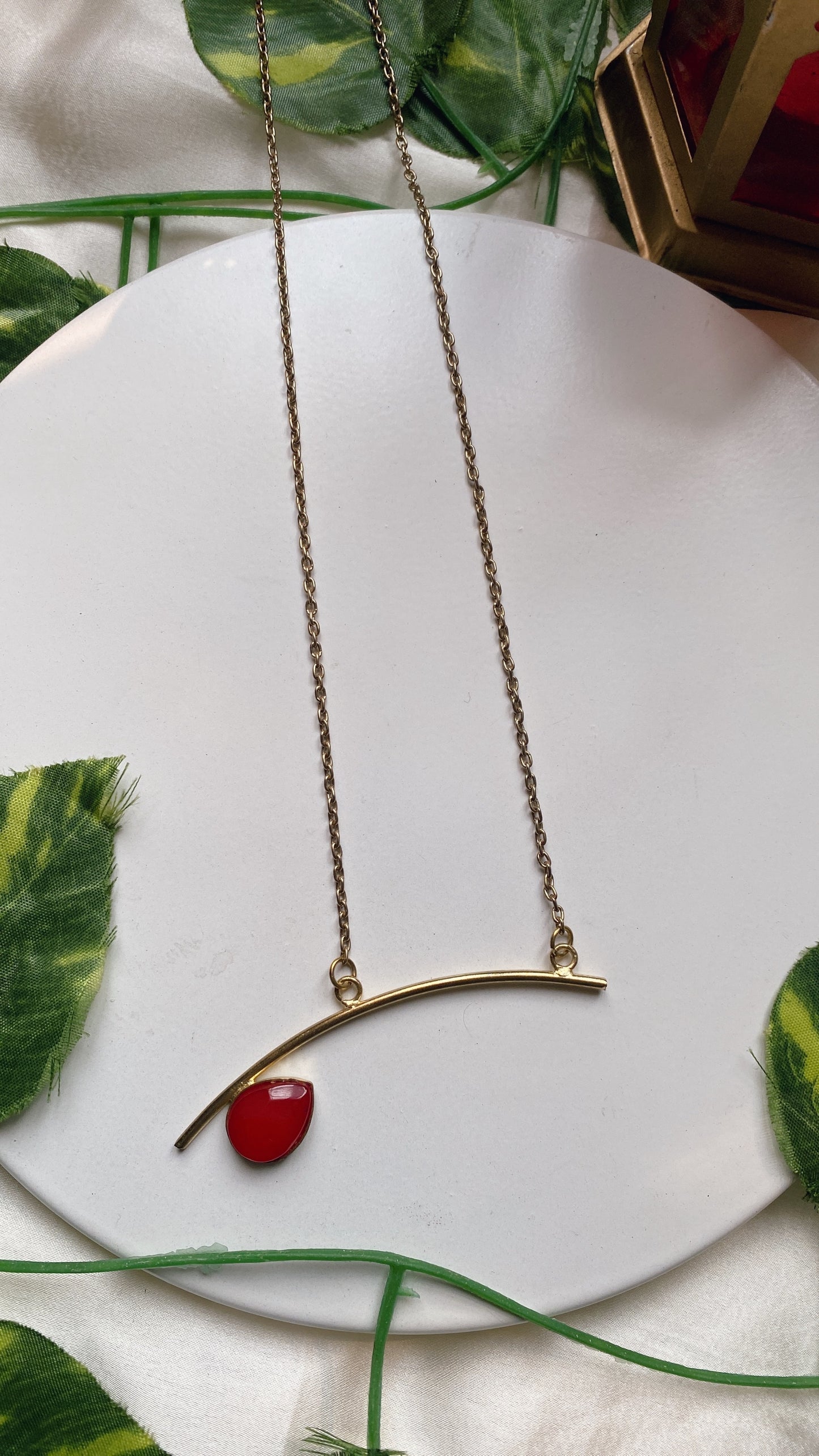 Reeva Pendant