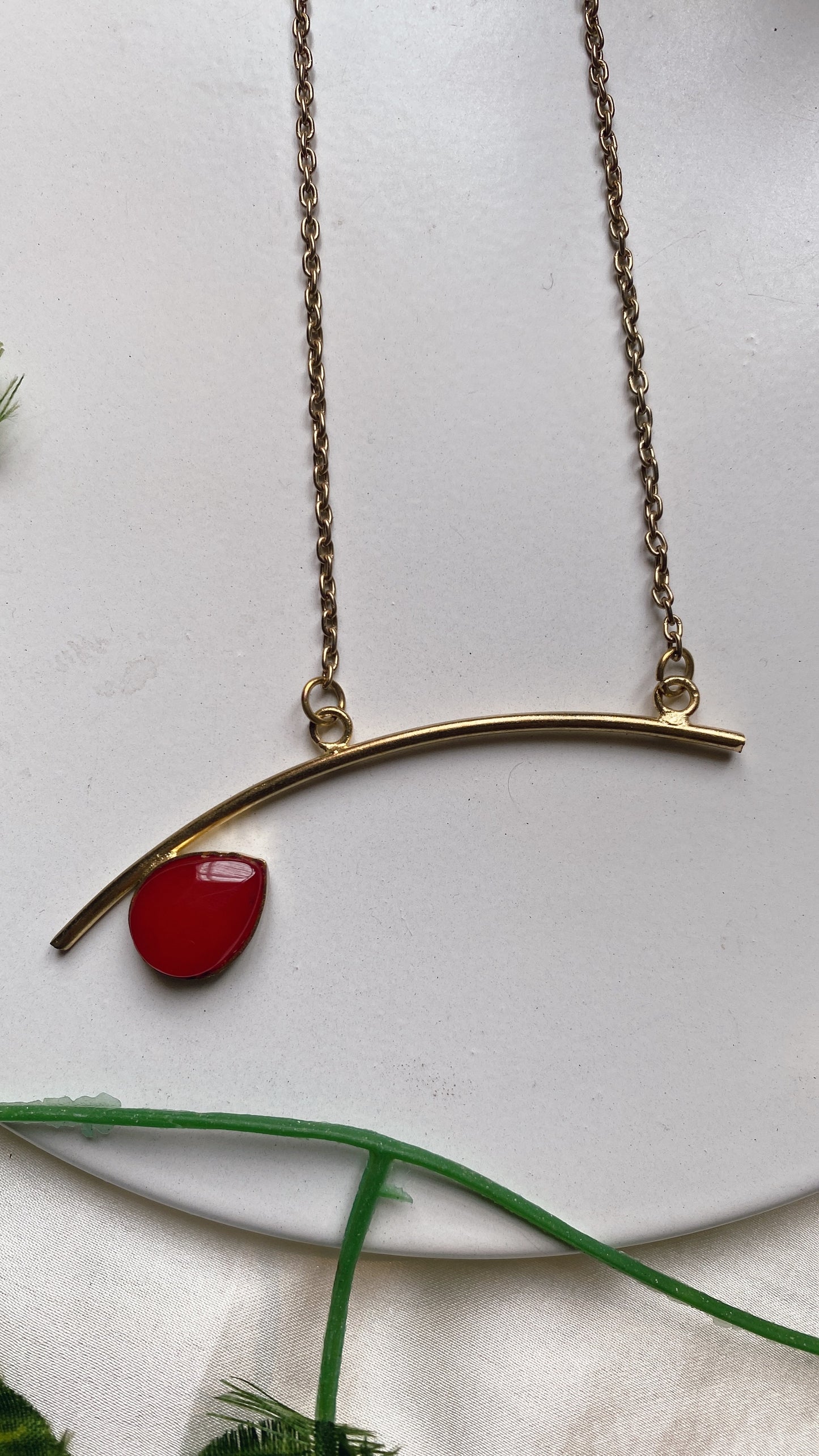 Reeva Pendant