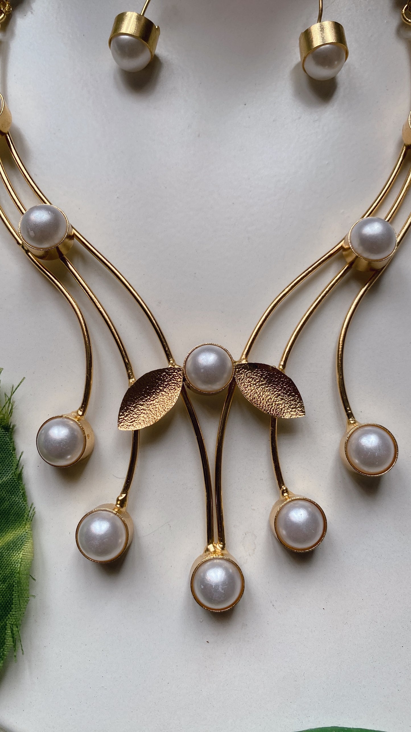 Kiaana Pearl Necklace
