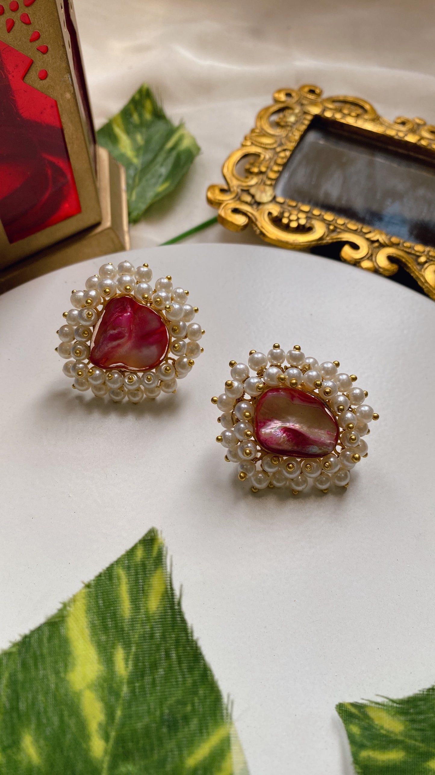 Ameha Mother of pearl Stud - Pink
