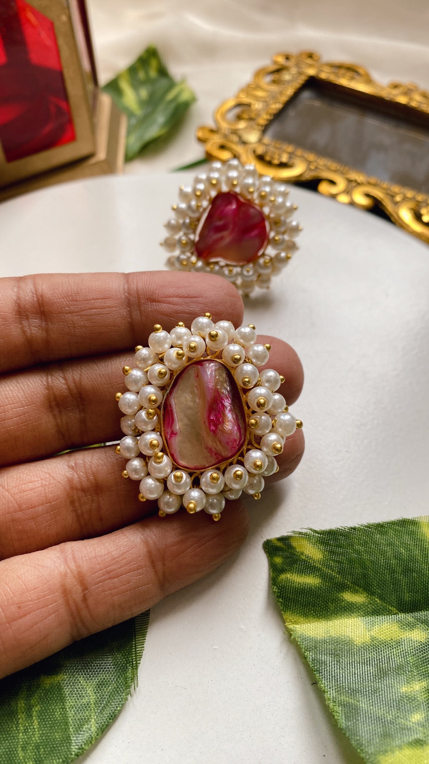 Ameha Mother of pearl Stud - Pink