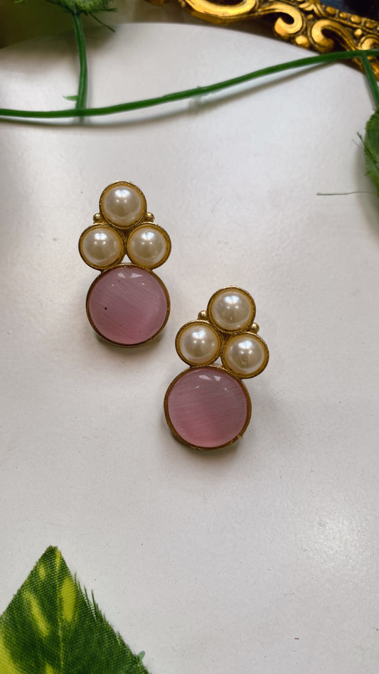 Kuhu Studs - Pink